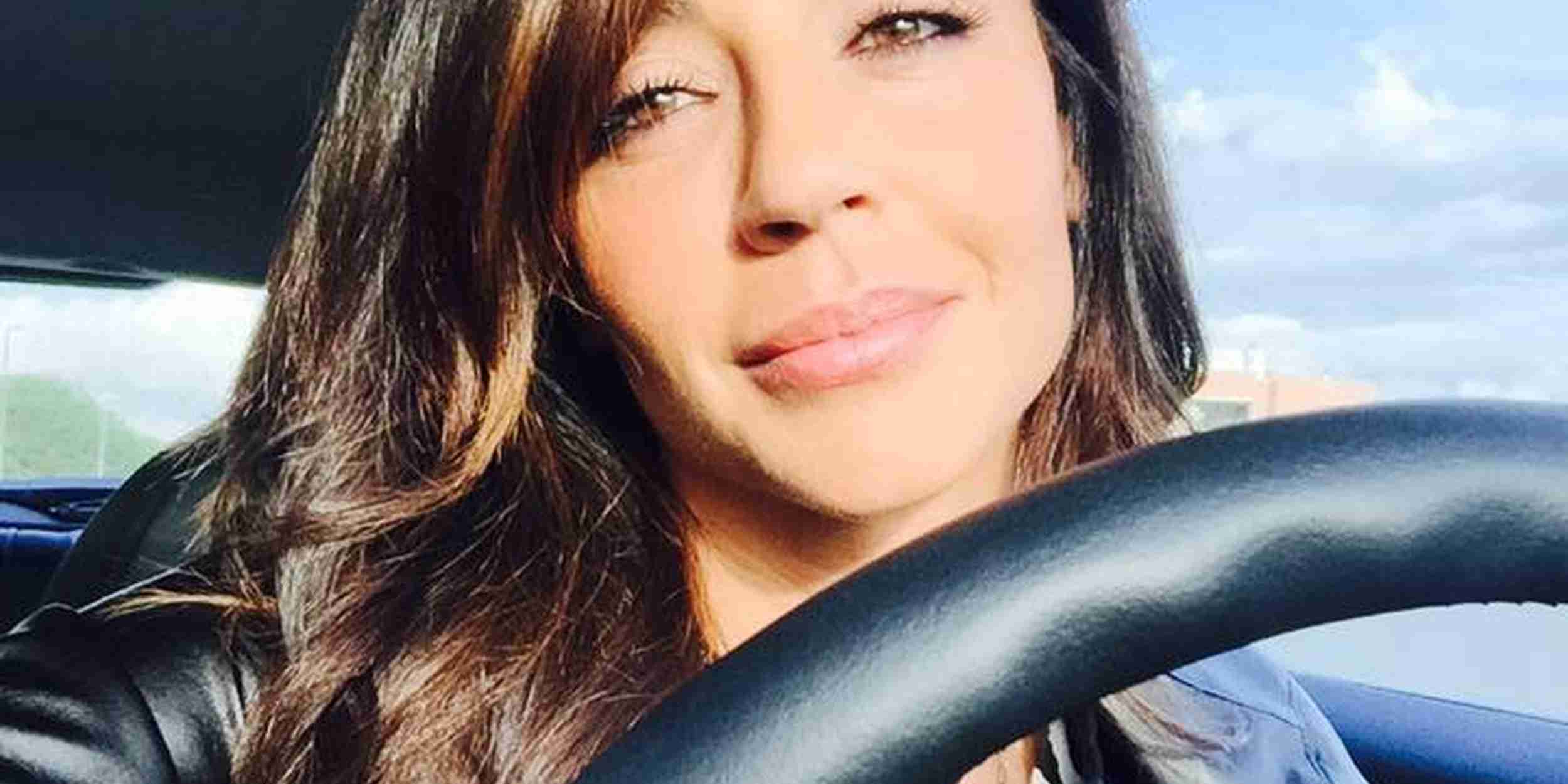 News Uomini e Donne: Raffaella Mennoia illude i fans, ma loro non ci stanno e la puniscono così!