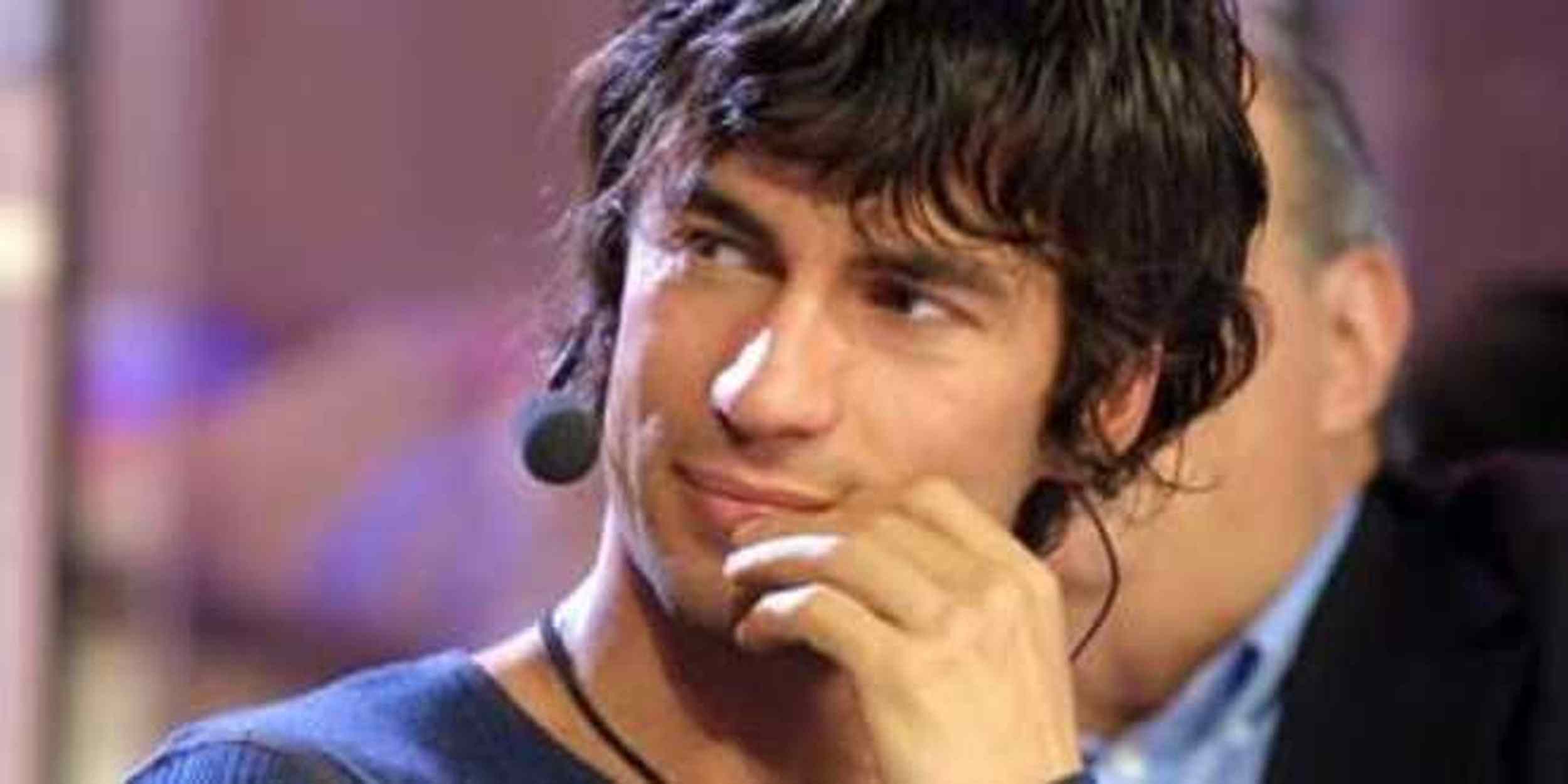 Amici 2016: Kledi e la frase di disprezzo verso un'alunna, il ballerino sommerso di insulti