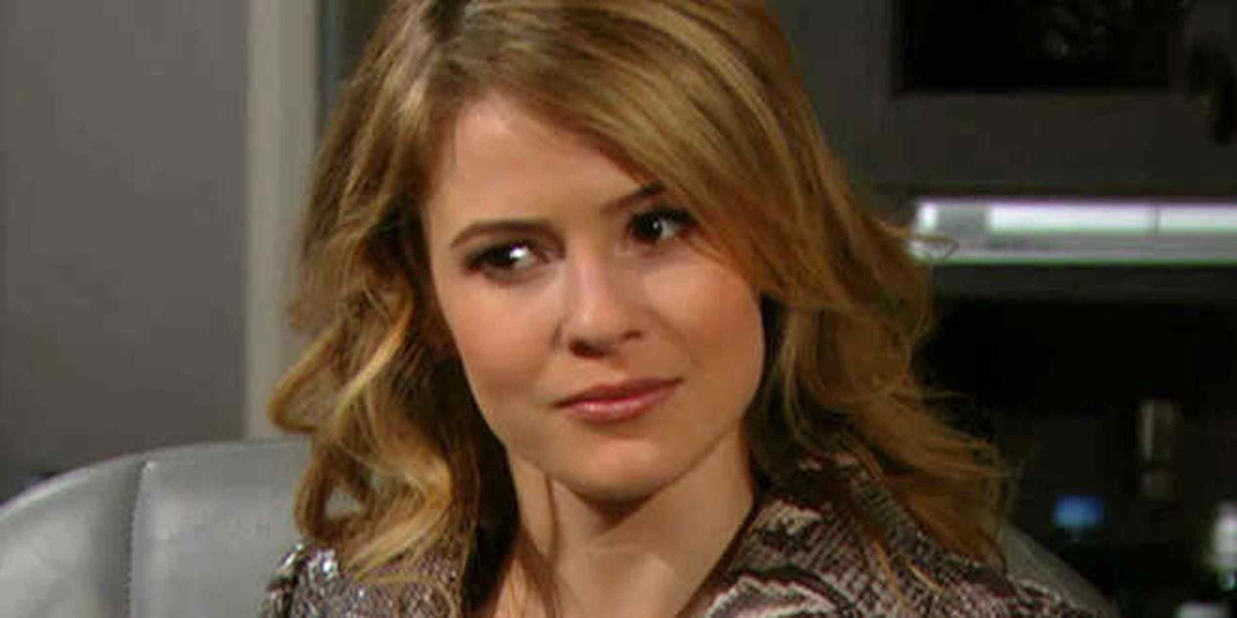 Anticipazioni Beautiful, puntata 12 marzo 2016: Caroline è preoccupata, Thomas parte