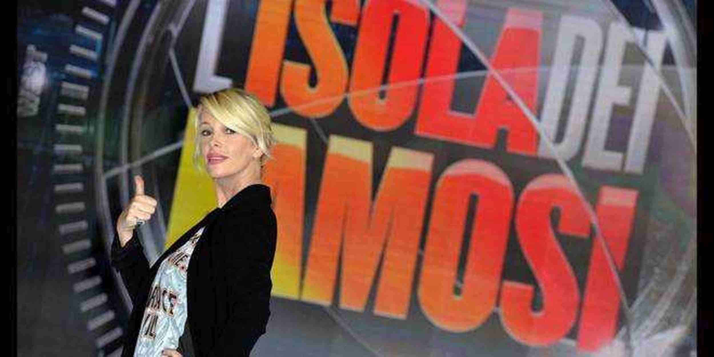 Isola dei Famosi 2018, concorrente costretto a ritornare in Italia!