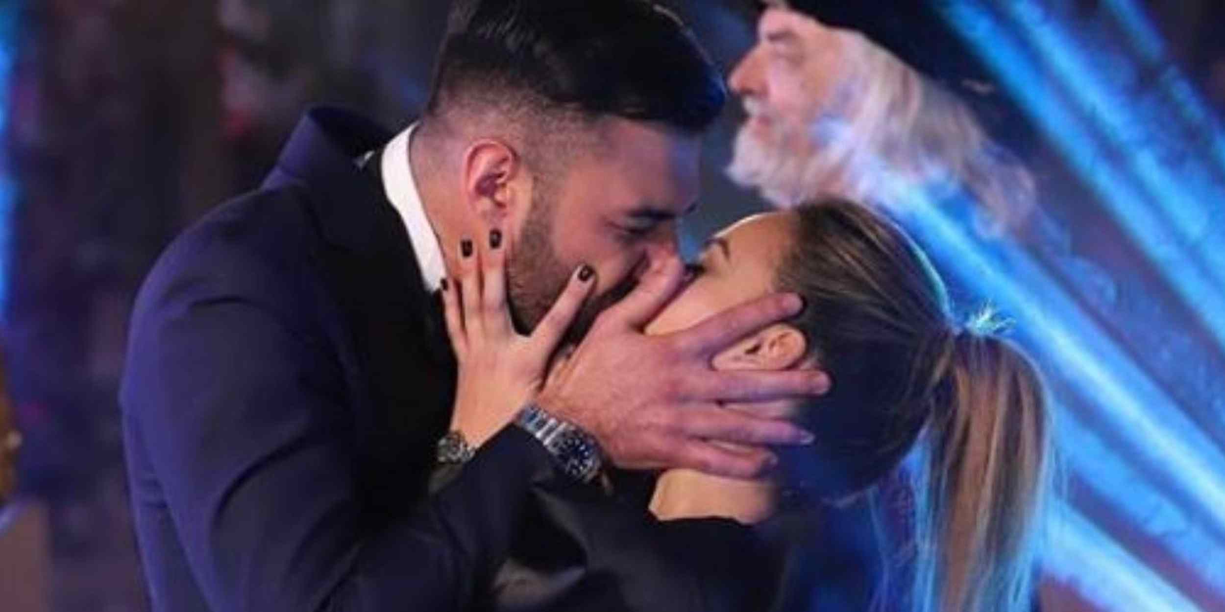 Uomini e Donne news: Lorenzo Riccardi e Claudia Dionigi è già crisi?
