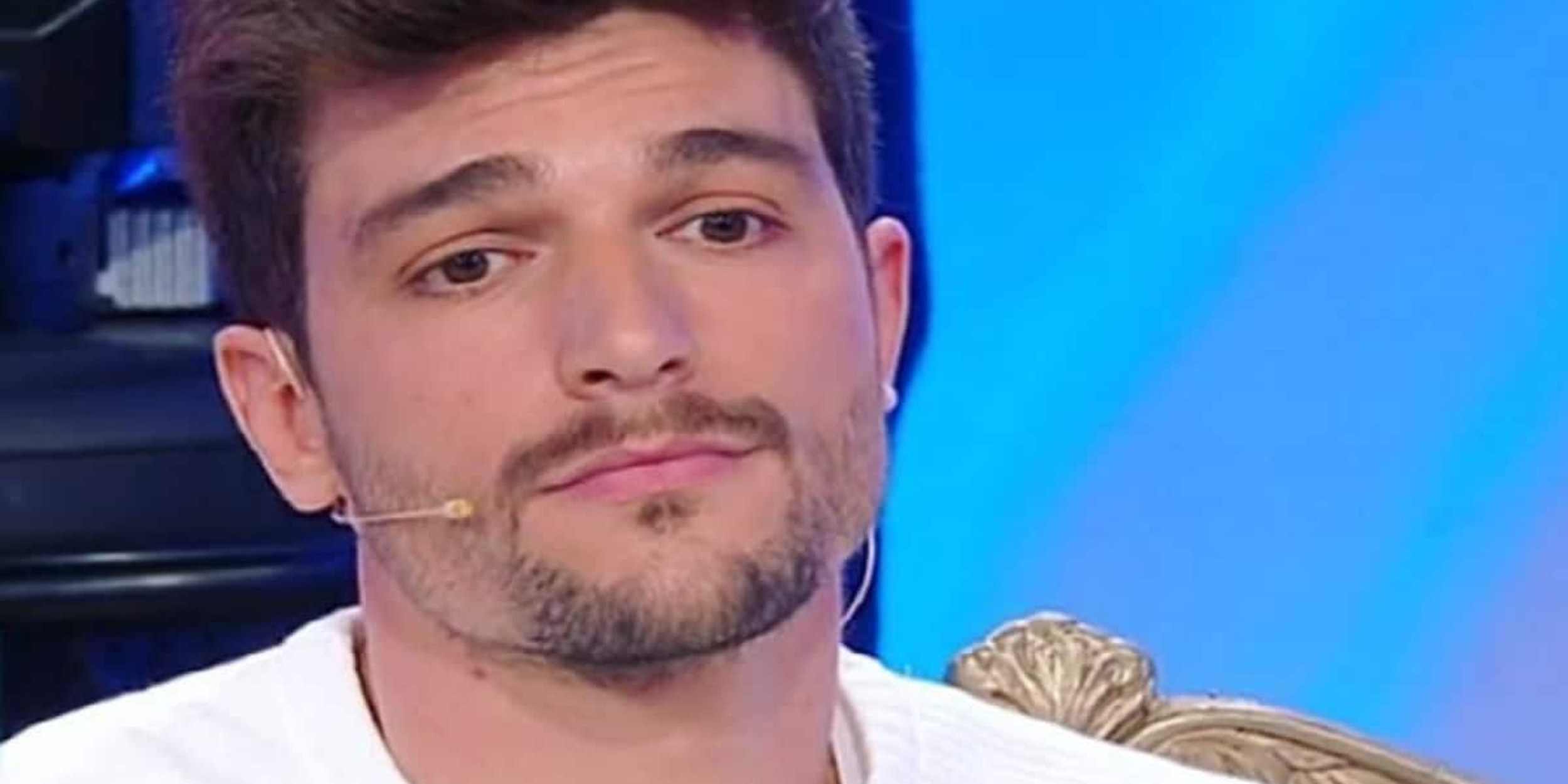 Uomini e Donne anticipazioni, svelata la scelta di Andrea Zelletta: “Ecco cosa dice agli amici”