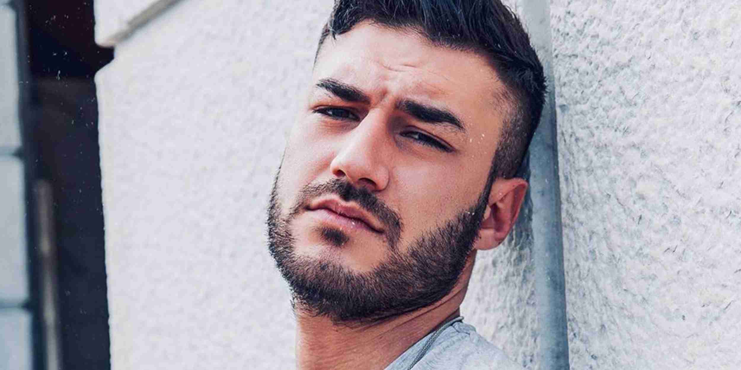 Uomini e Donne gossip, Lorenzo Riccardi se la prende con Andrea Zelletta: il web insorge