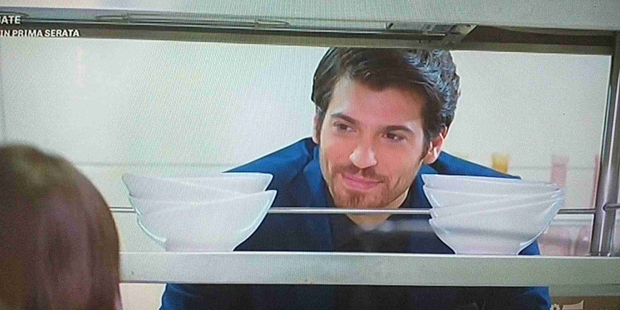 Bitter Sweet anticipazioni, 27 agosto 2019: Pelin vuole vendicarsi di Ferit?