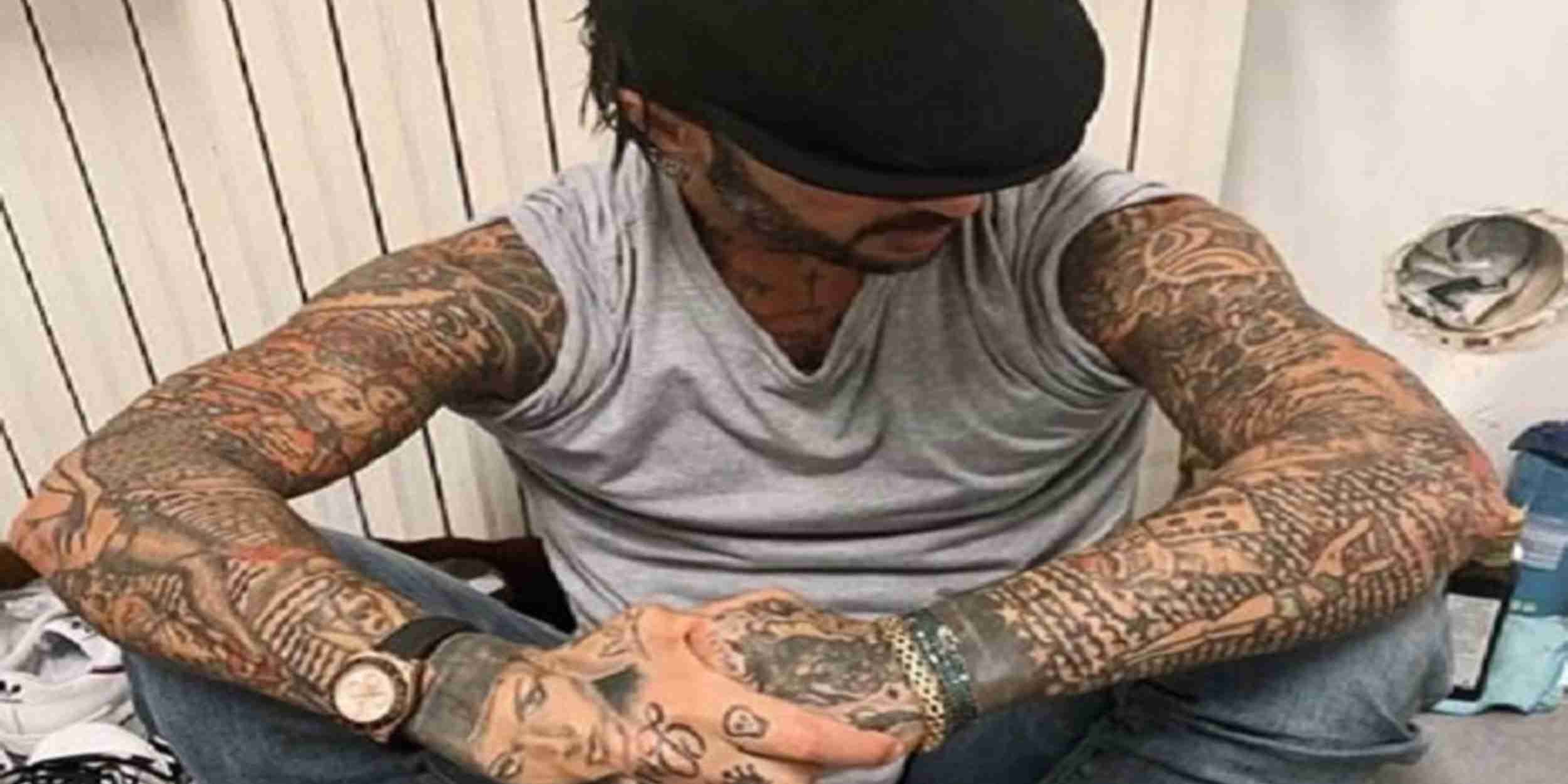 Fabrizio Corona irriconoscibile: ecco come è cambiato dopo il carcere