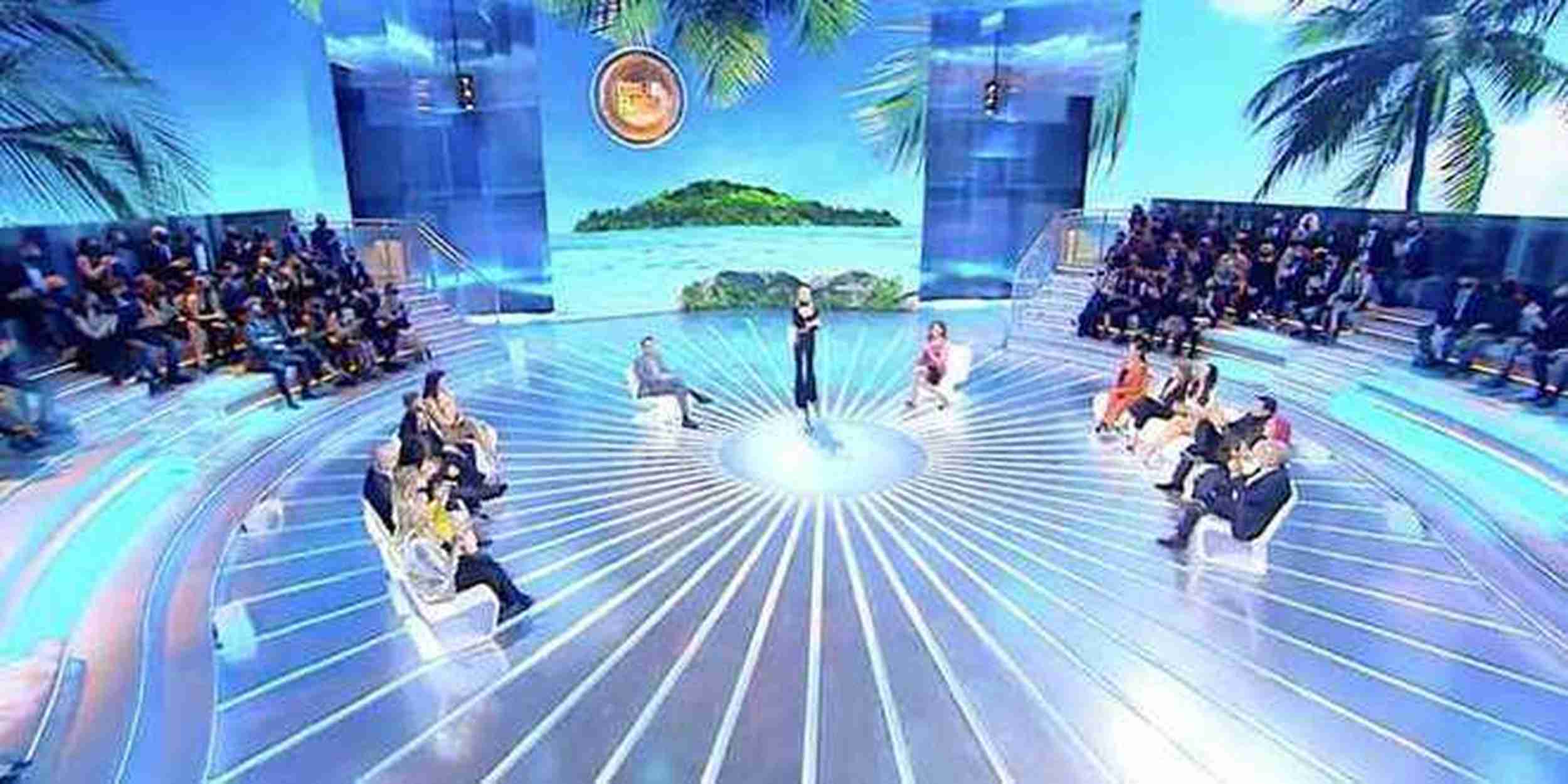 All’Isola dei Famosi cambia tutto: addio diretta, ecco perché