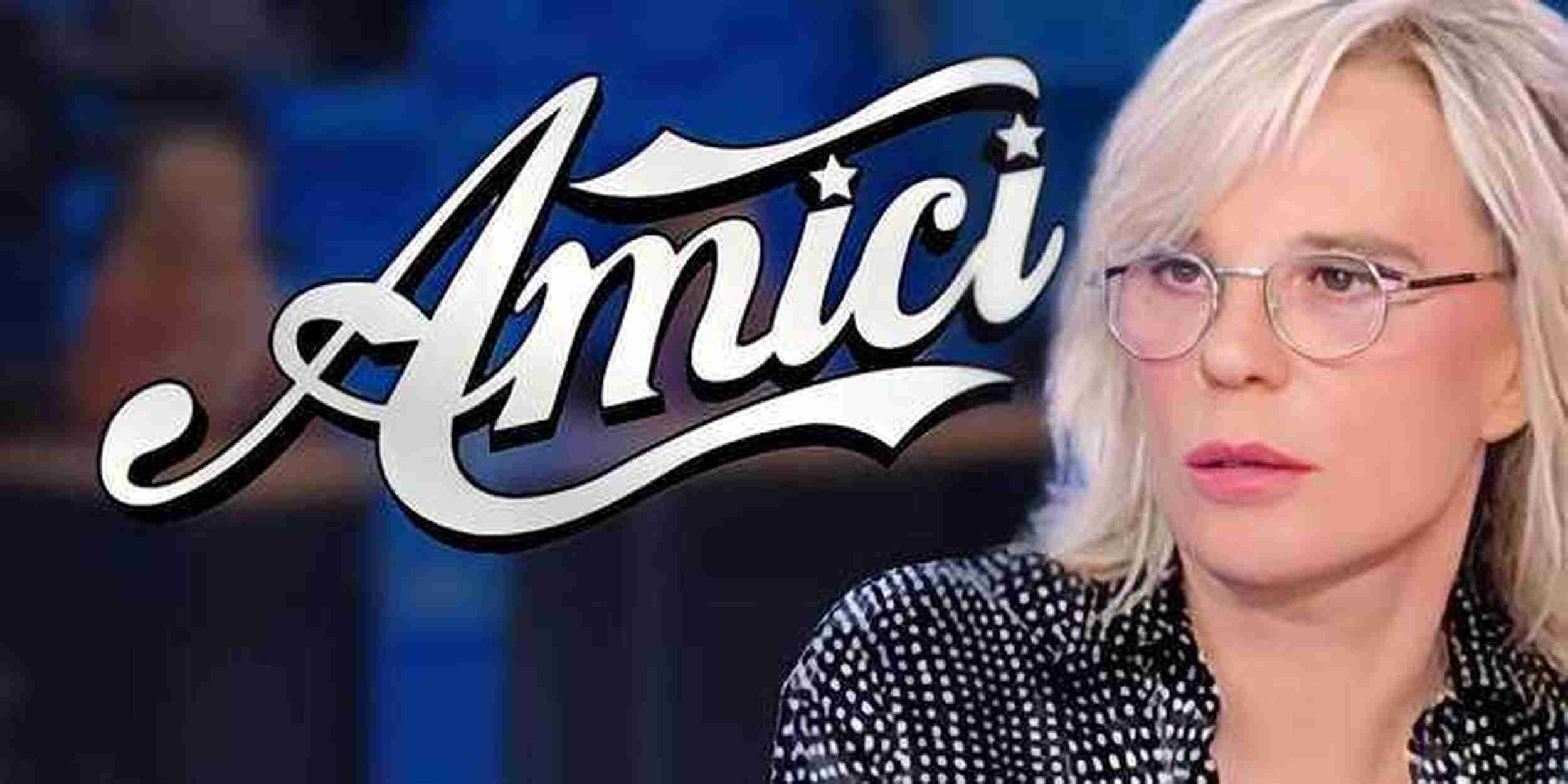 Amici 22, il clamoroso dietro front di Maria De Filippi sui professori
