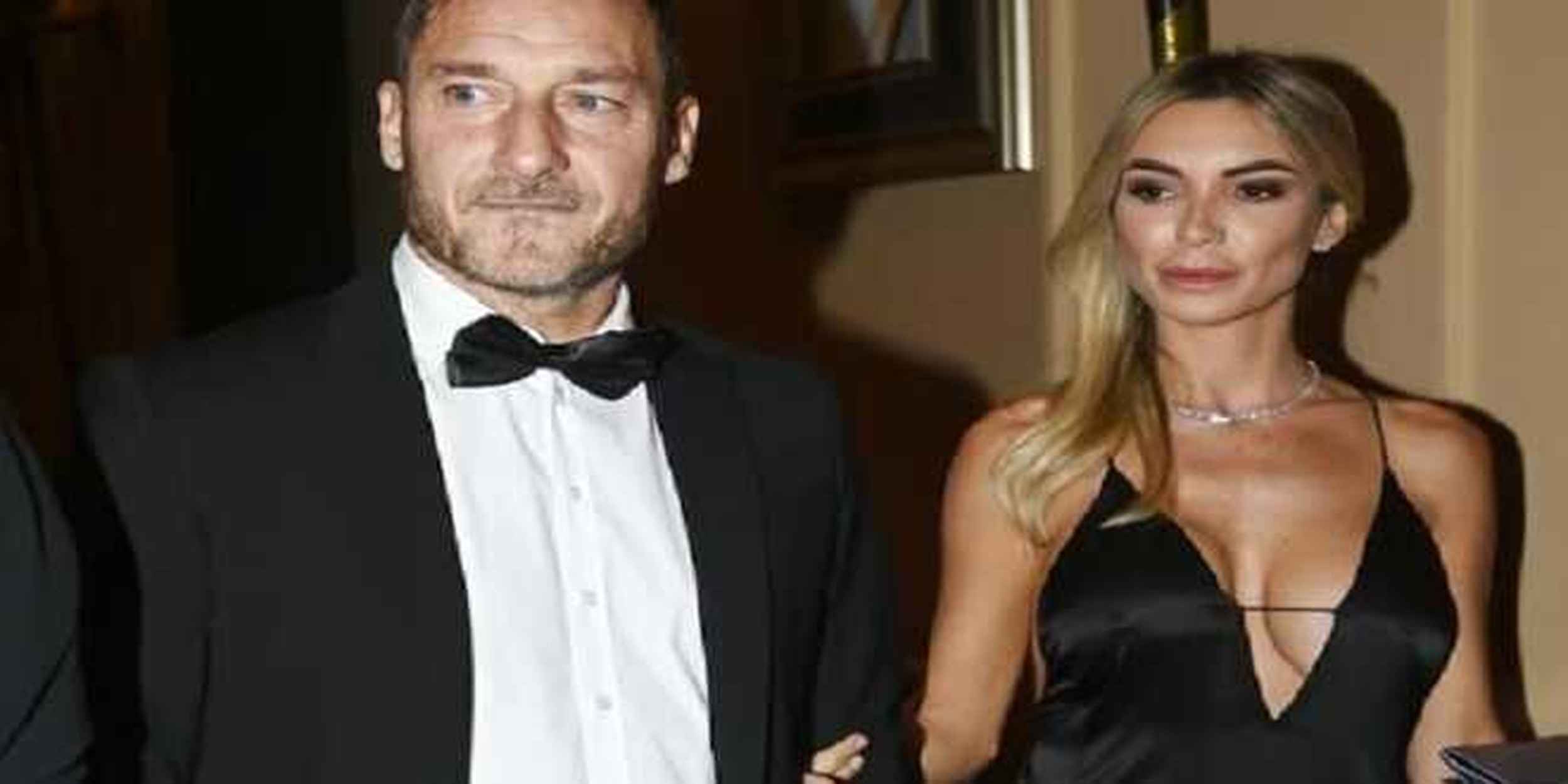 Francesco Totti, spese folli per Noemi Bocchi: dalla gita in quad all’anello al dito