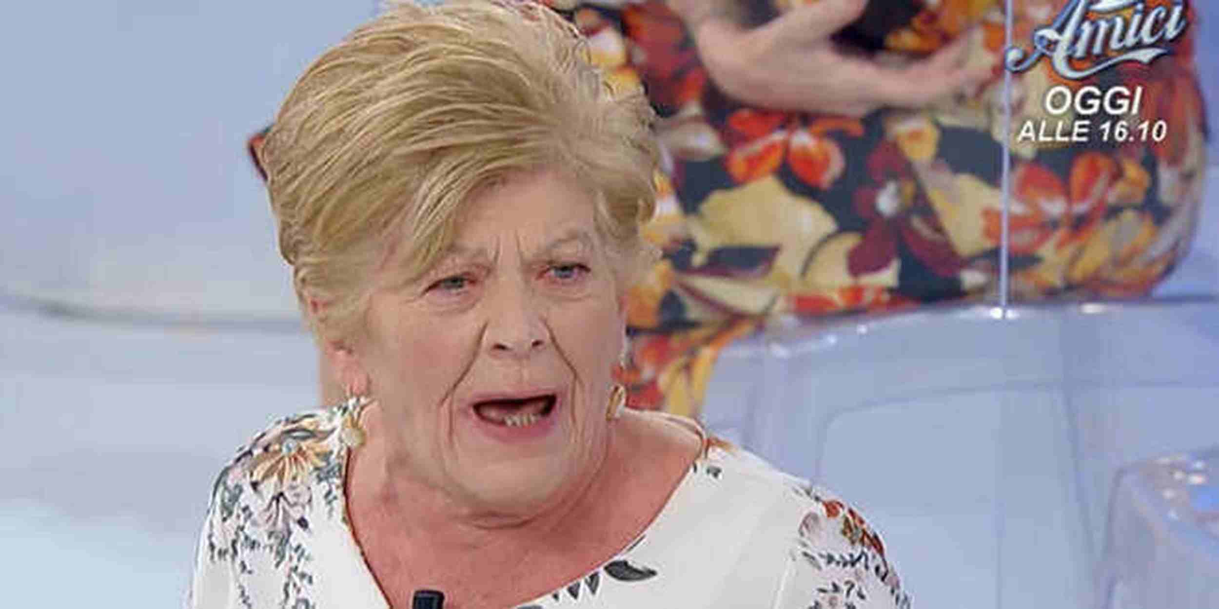 Uomini e Donne, anticipazioni registrazione 9/12/2022: Pinuccia cacciata dal programma
