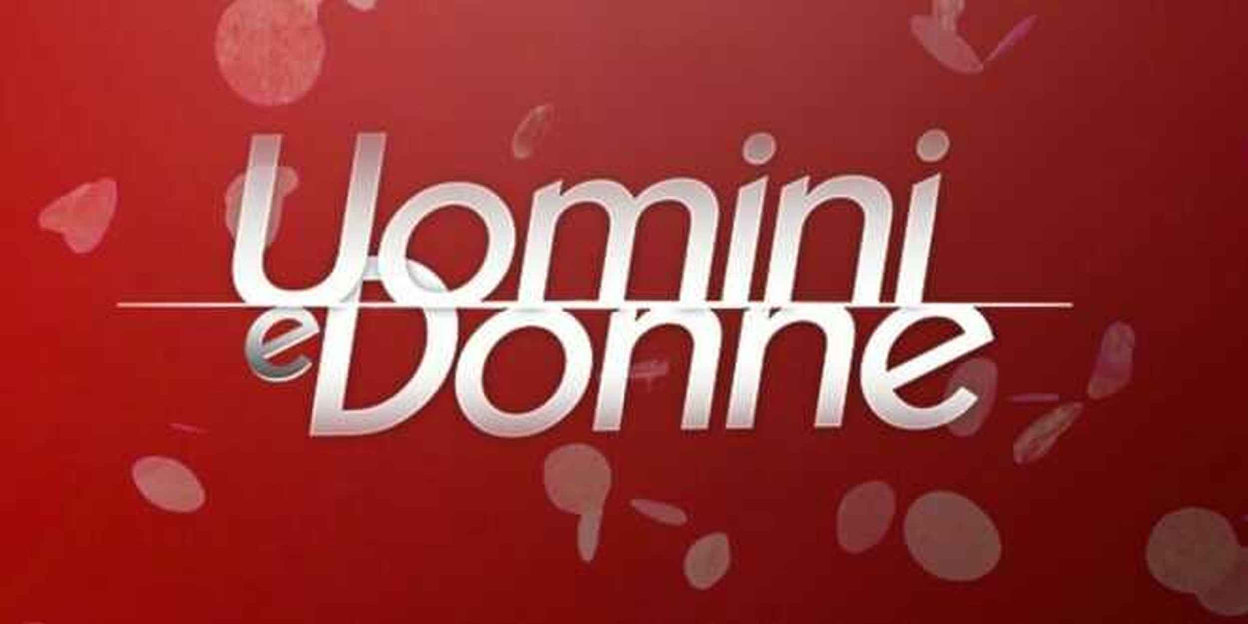 Uomini e Donne, prima di Natale verrà registrata una scelta? Ecco quando