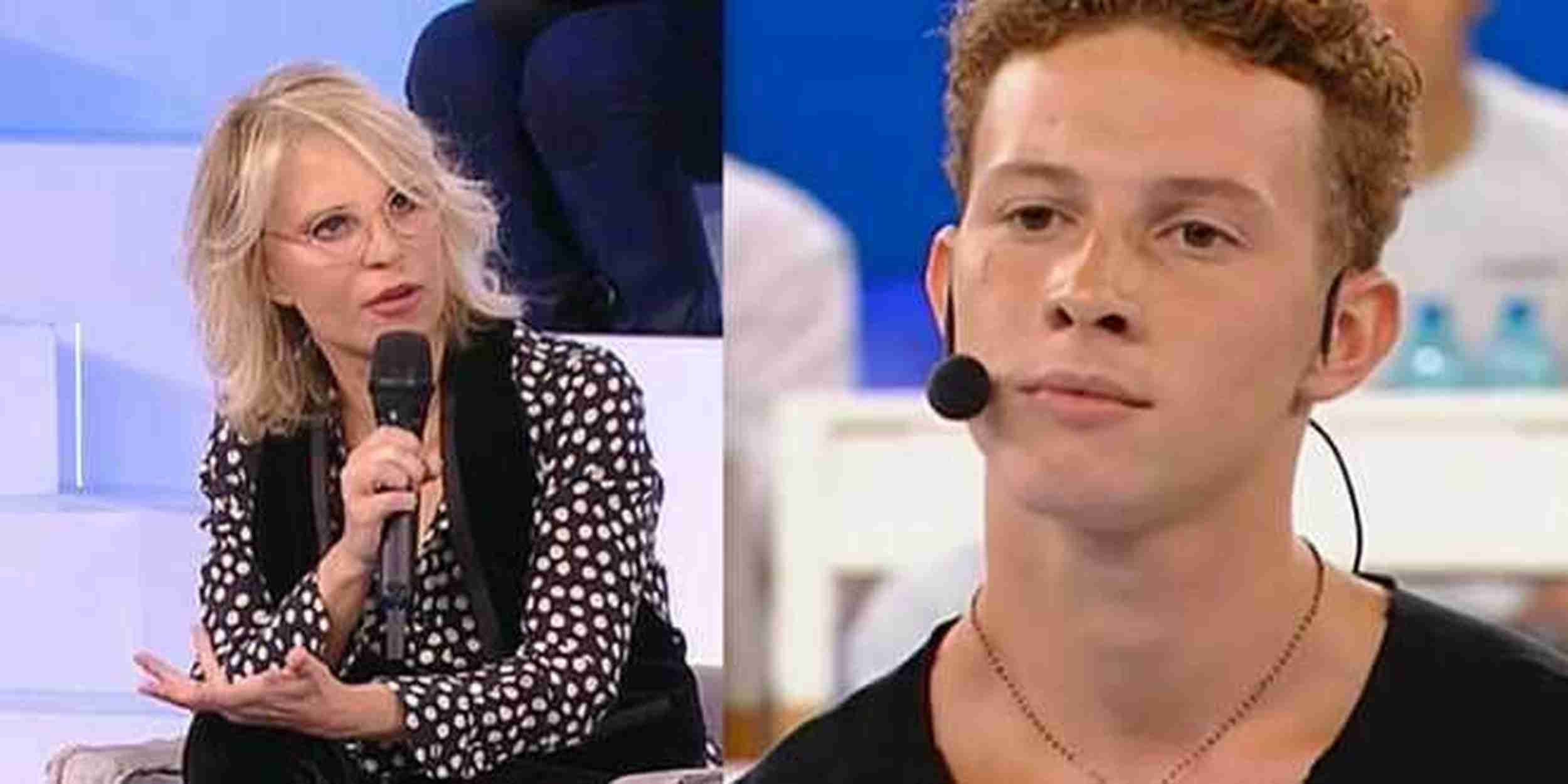 Amici 22, Maria De Filippi: il gesto nei confronti di Wax stupisce tutti