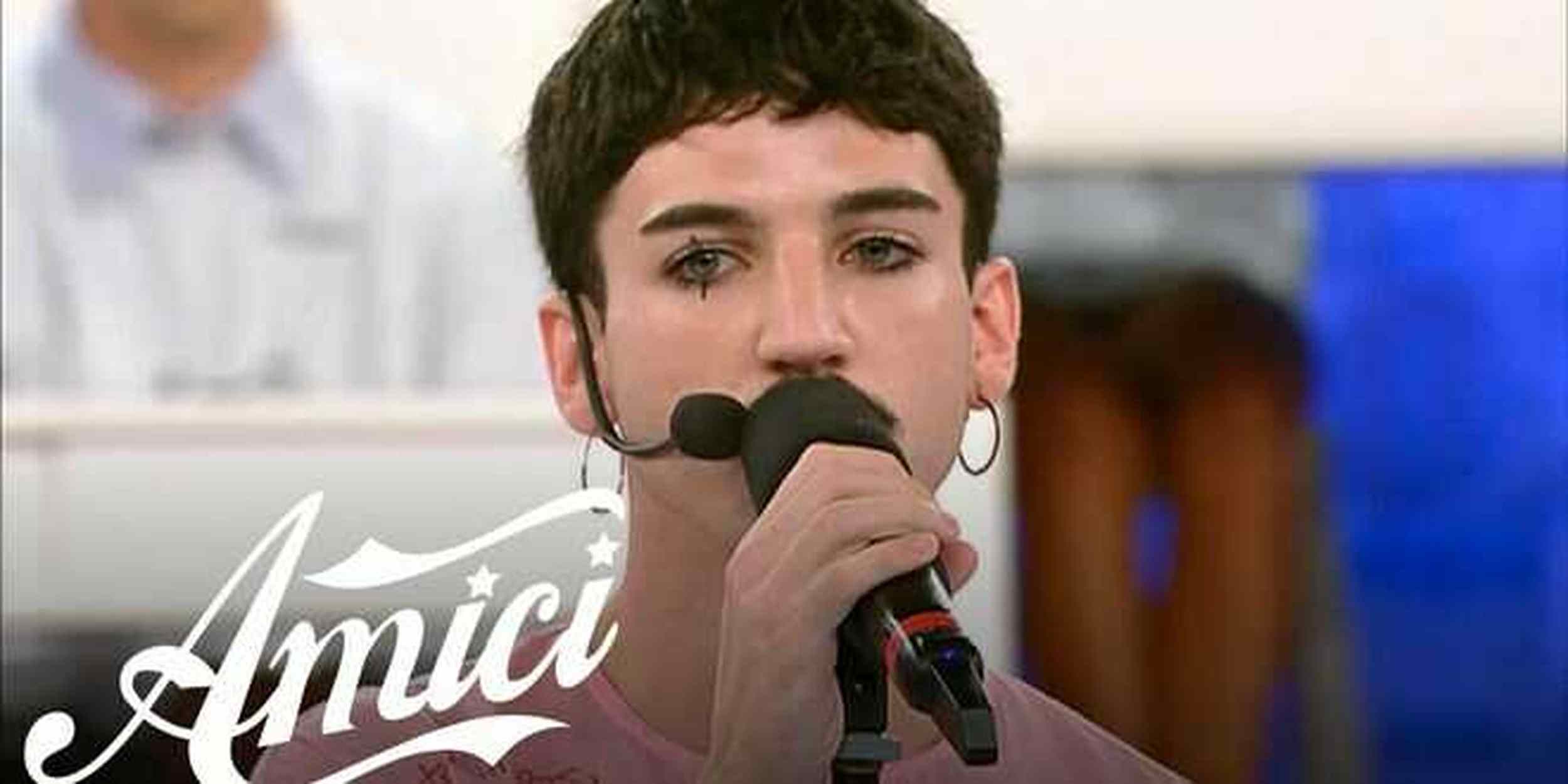 Amici 22, anche Piccolo G abbandona la scuola? Lo sfogo e la decisione
