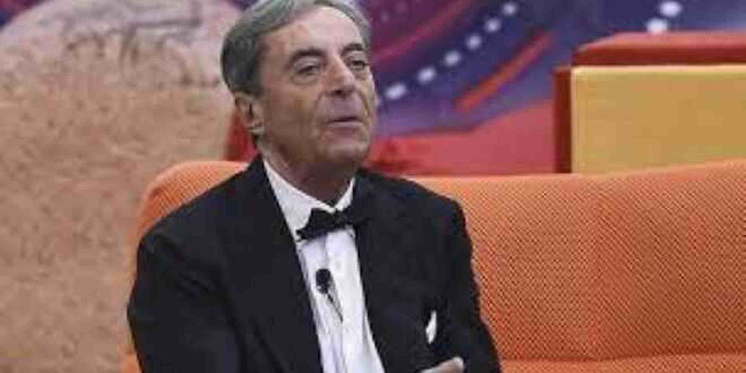 GF Vip 7 Attilio Romita fa piangere Sarah Altobello: "Lei mi vuole rovinare"