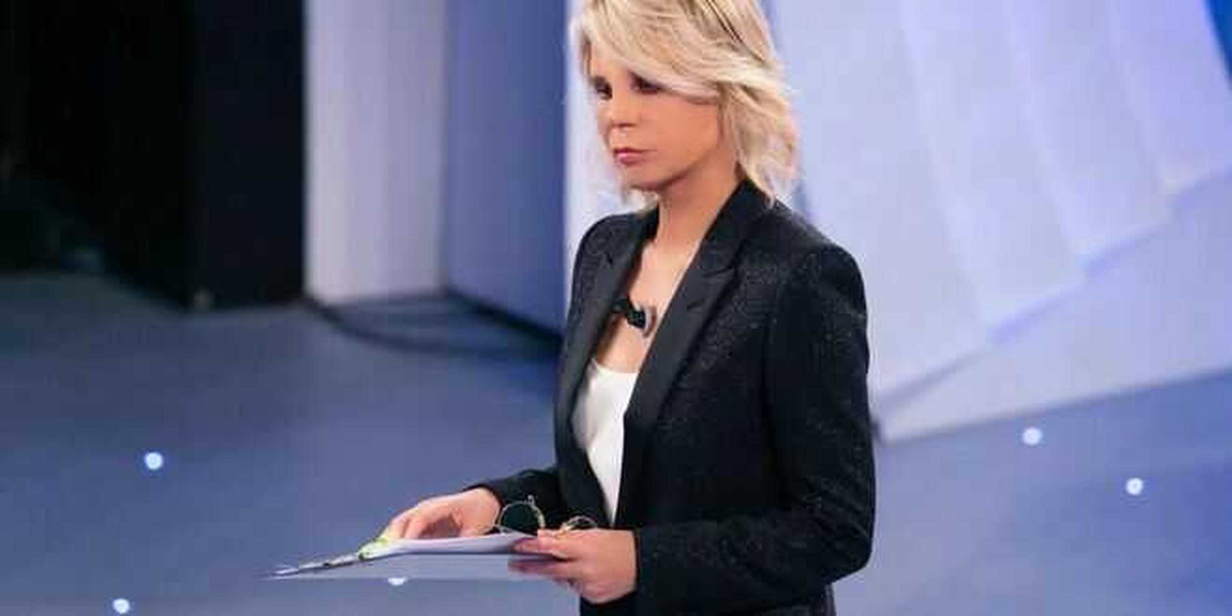 C’è Posta per te, Maria De Filippi commuove: “Vivere è la cosa più preziosa”
