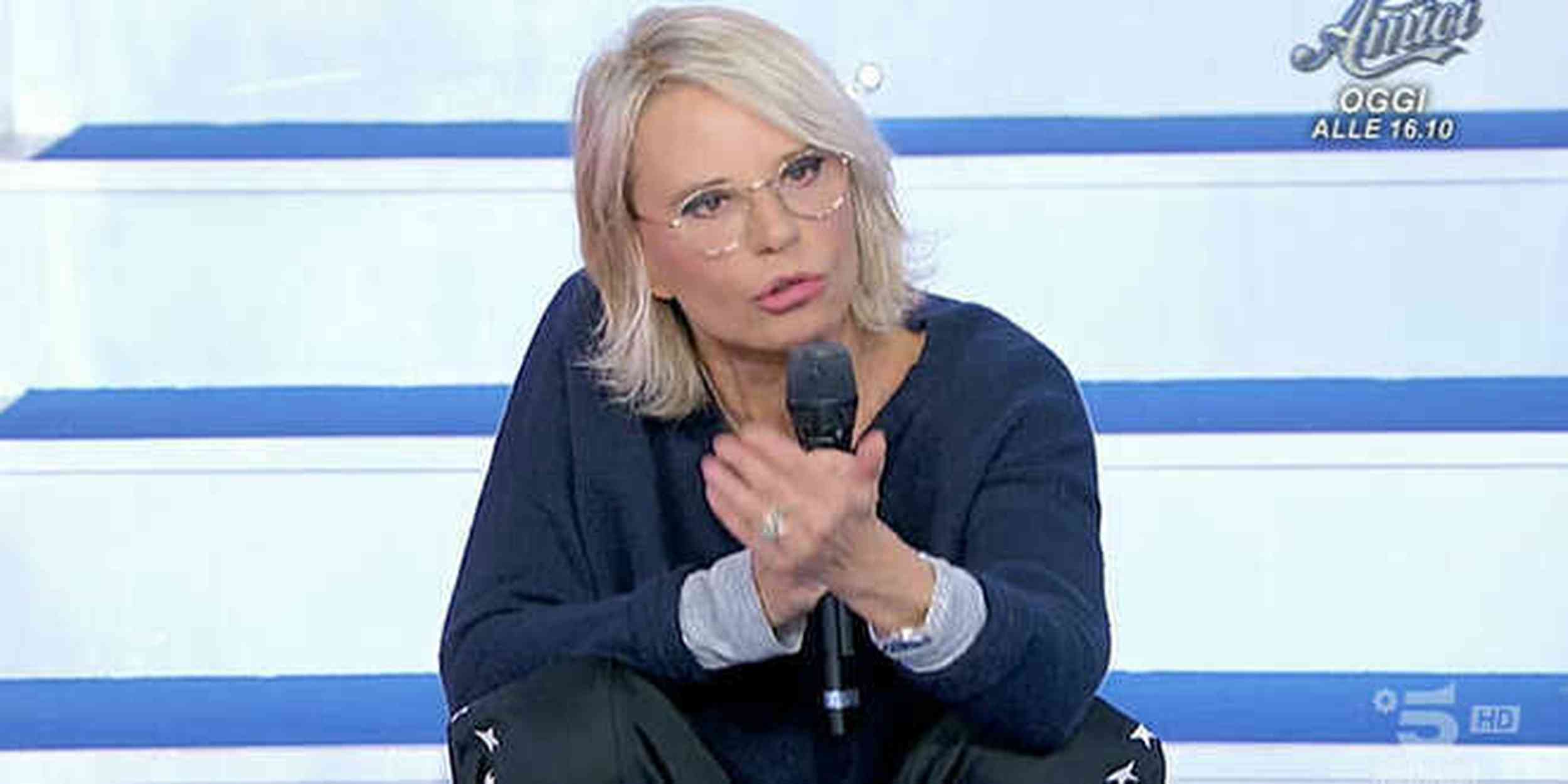 Uomini e Donne, ex corteggiatrice assunta dalla De Filippi: quale lavoro farà
