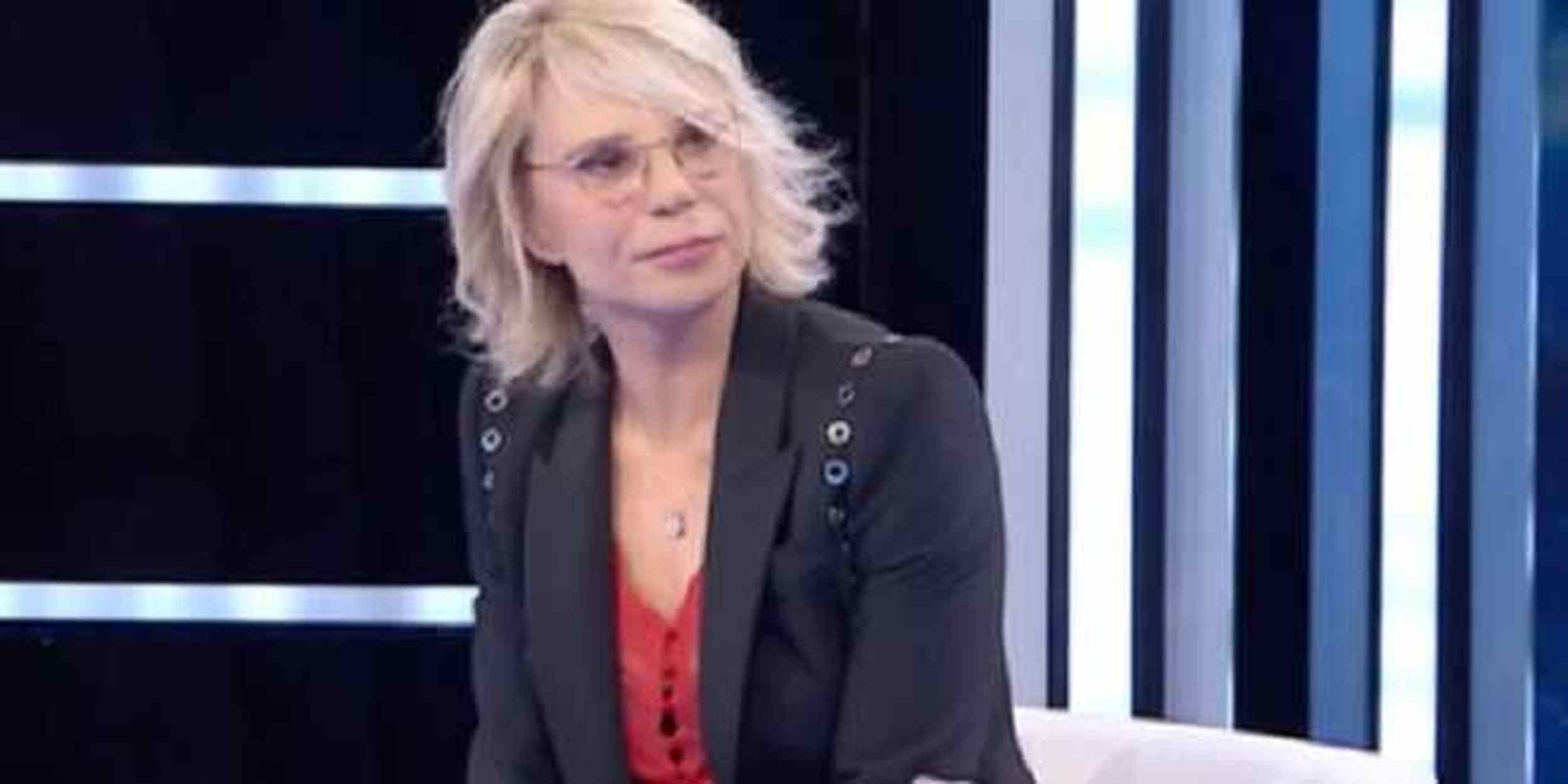 Amici di Maria De Filippi, ex vincitore confessa: “Ho finito tutti i soldi”