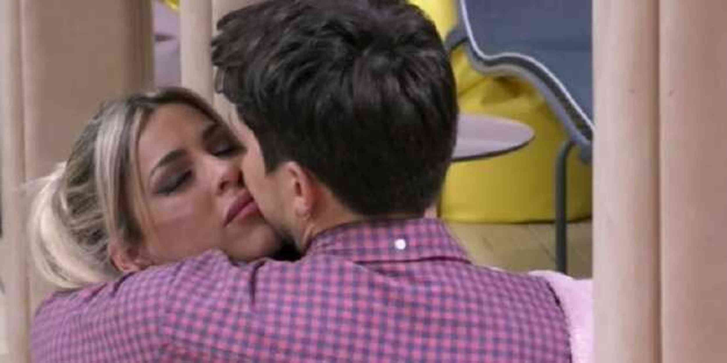 GF Vip 7, post-finale da urlo per Oriana Marzoli: "Non abbiamo ancora dormito"