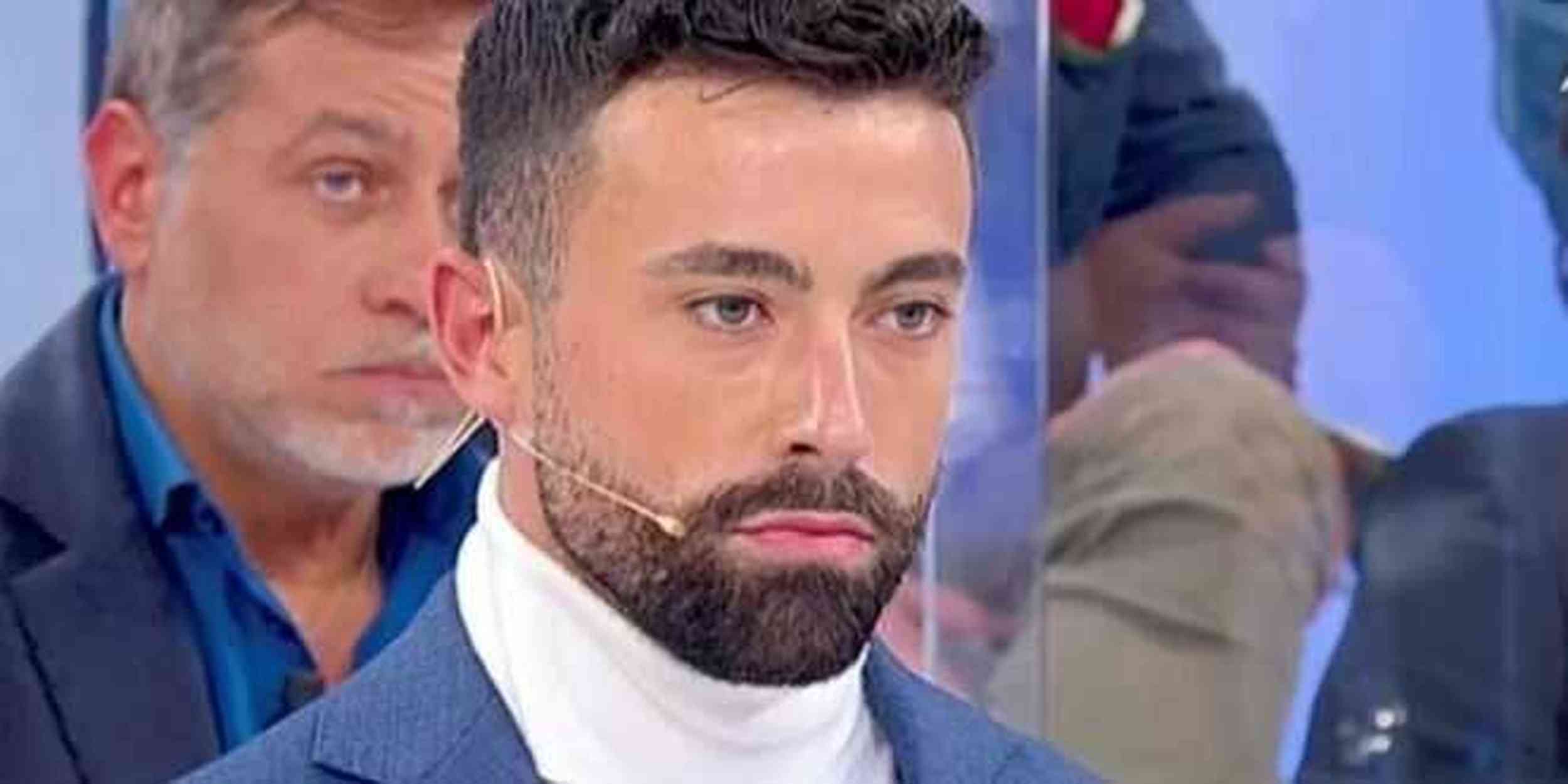 Uomini e Donne, chi è Andrea Foriglio che corteggia Nicole Santinelli: età, lavoro e profilo Instagram