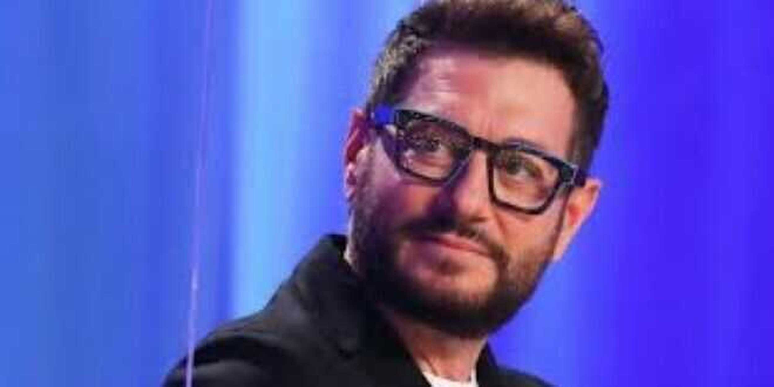 Isola dei famosi, quanto guadagna Enrico Papi e il suo patrimonio