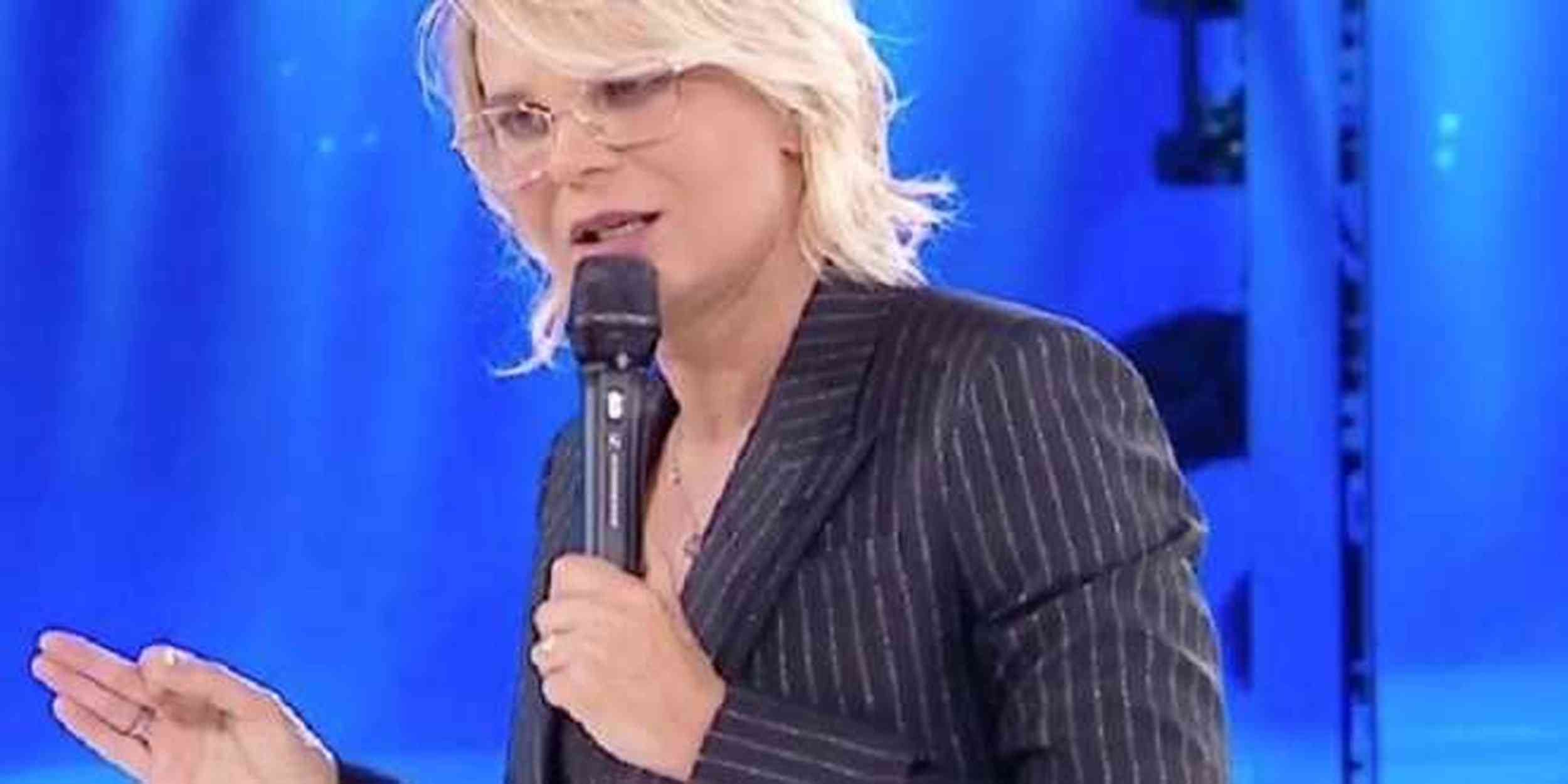 Amici 23, slitta la partenza della nuova edizione: colpa dei professori che hanno abbandonato?