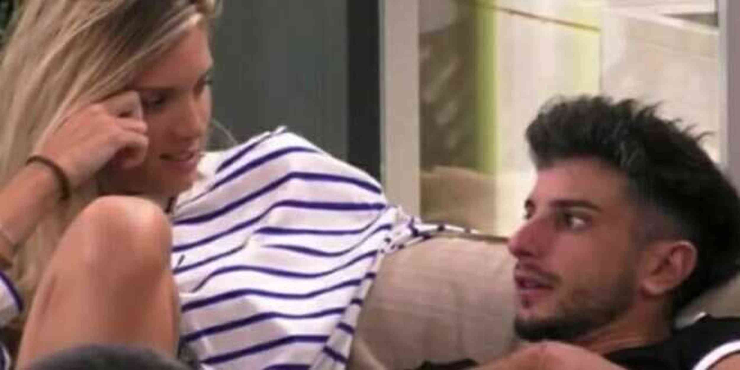 Grande Fratello, clamoroso retroscena di Giuseppe Garibaldi: tattoo dedicato al reality?