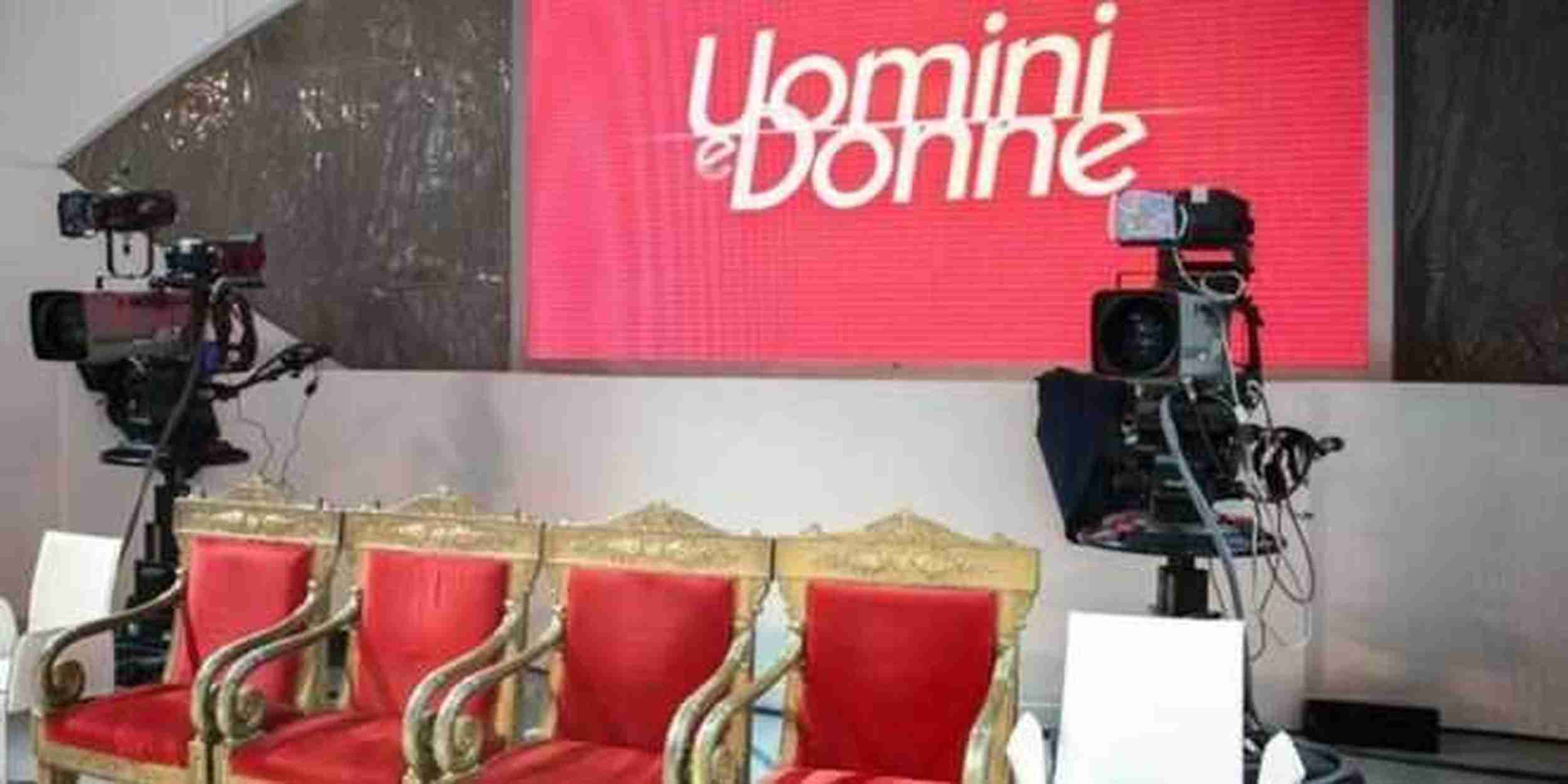 Lutto a Uomini e donne, è scomparso uno storico cavaliere del trono over