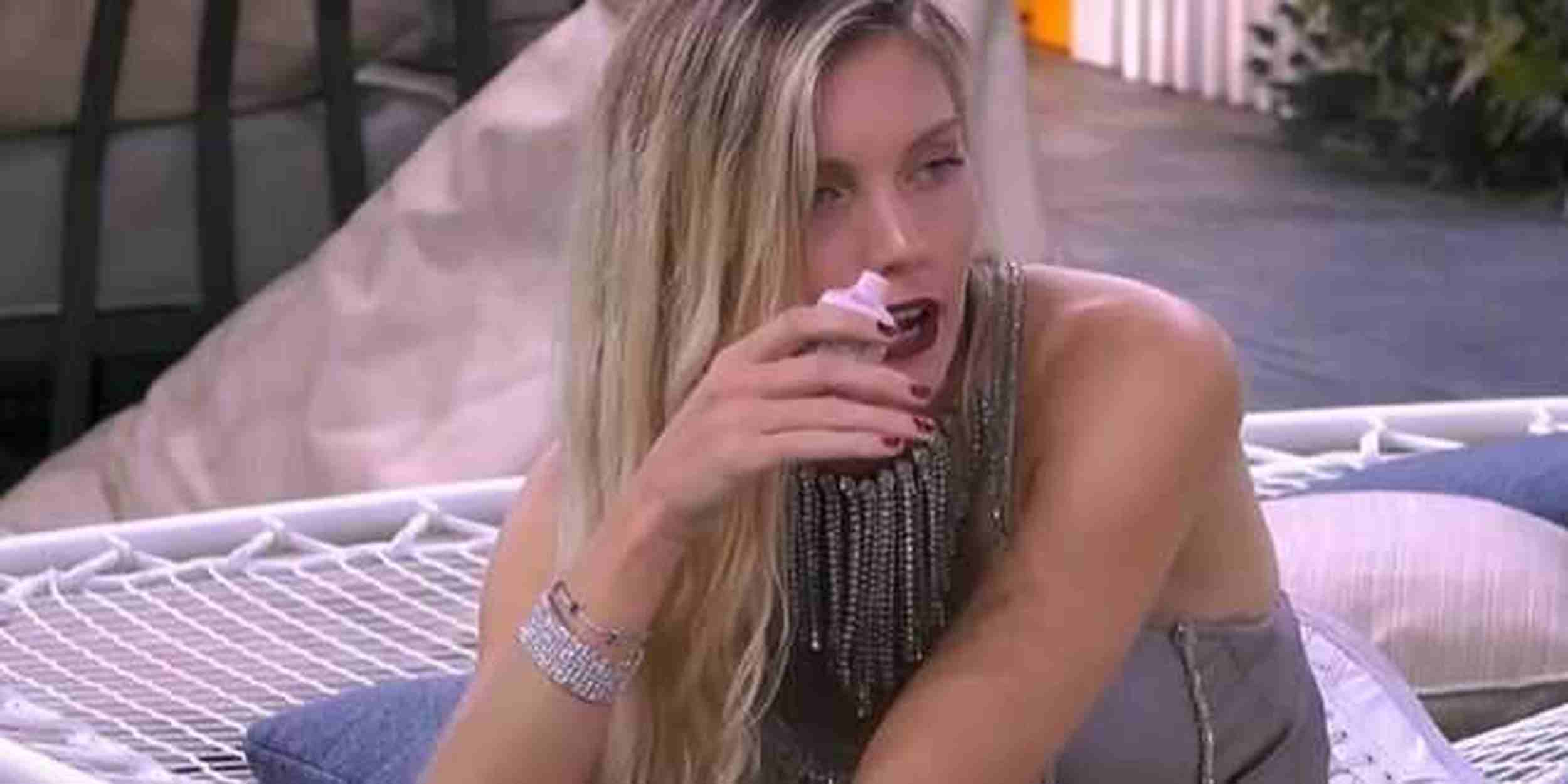 Grande Fratello 2023, Anita Olivieri sparisce dalla casa: la reazione di Varrese e Beatrice