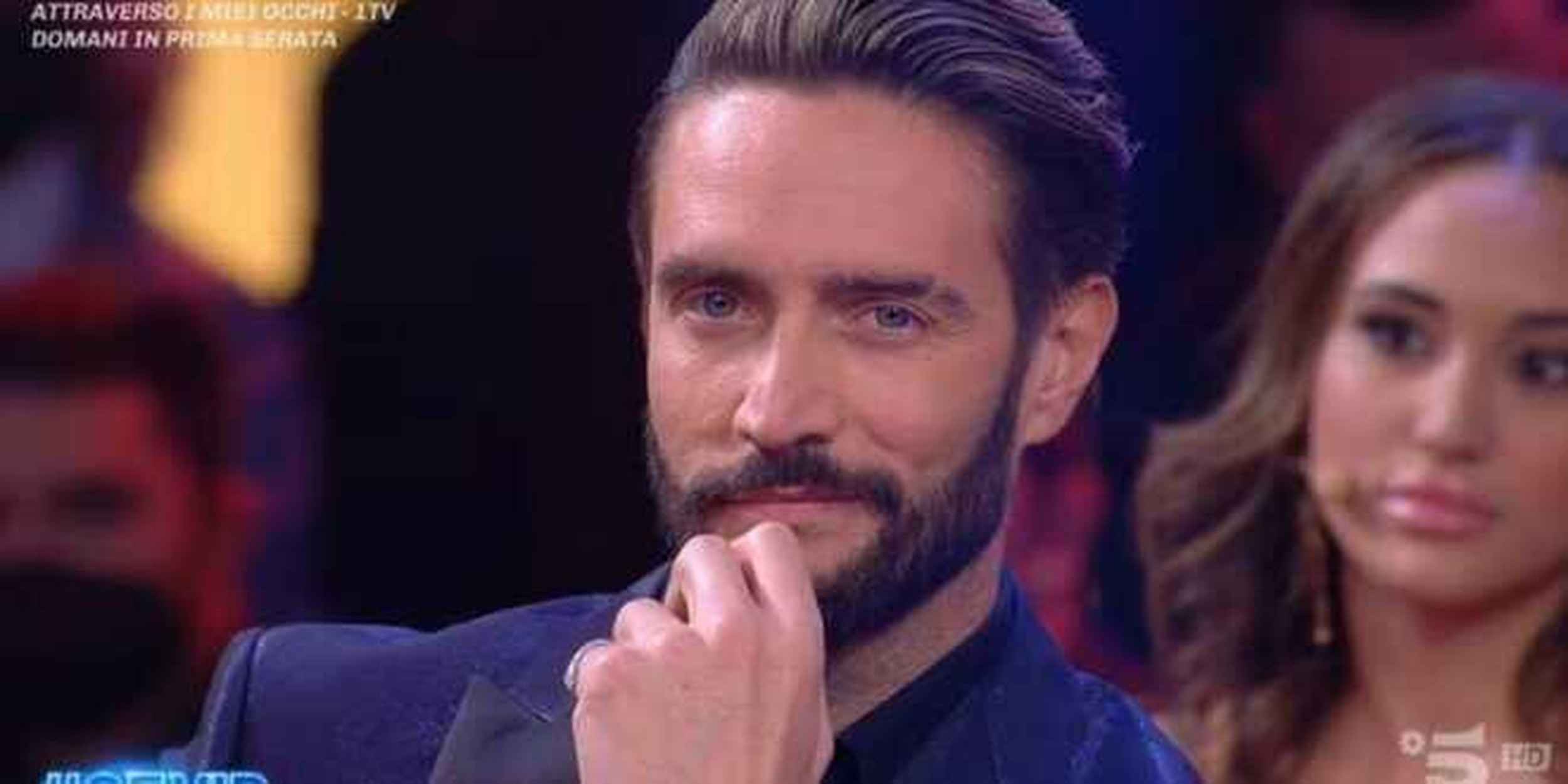 Grande Fratello 2023, Alex Belli rientra come concorrente? Le sue dichiarazioni spiazzano