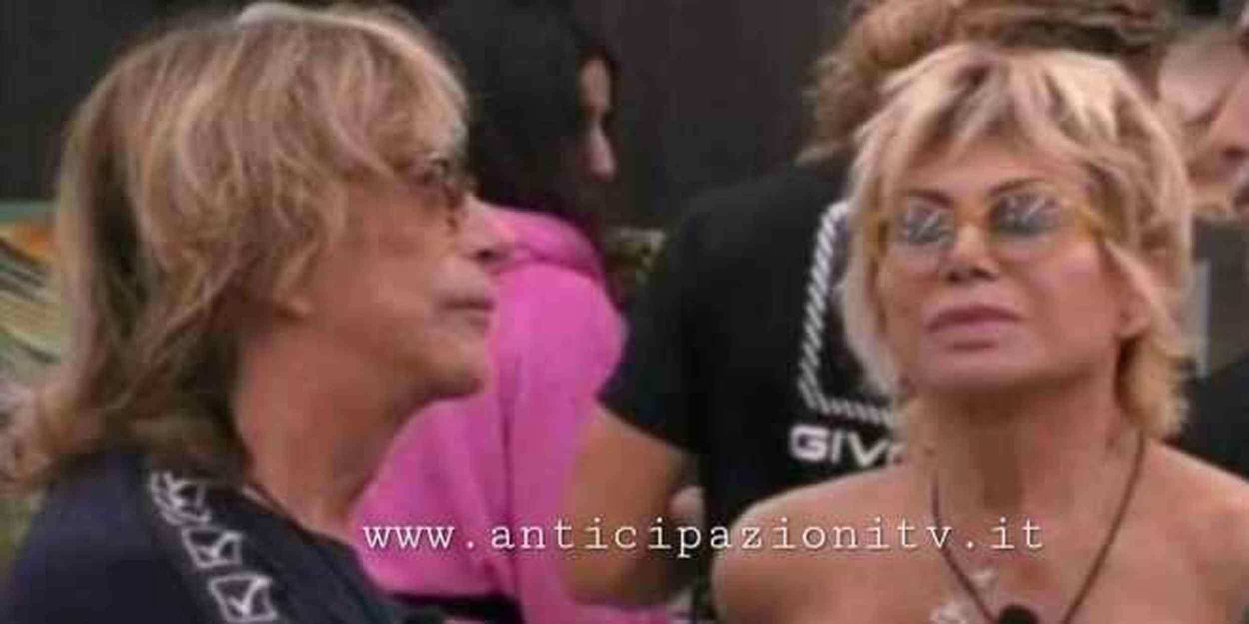 Grande Fratello 25, Enzo Paolo Turchi svela perchè ha pensato di lasciare Carmen Russo: lei reagisce