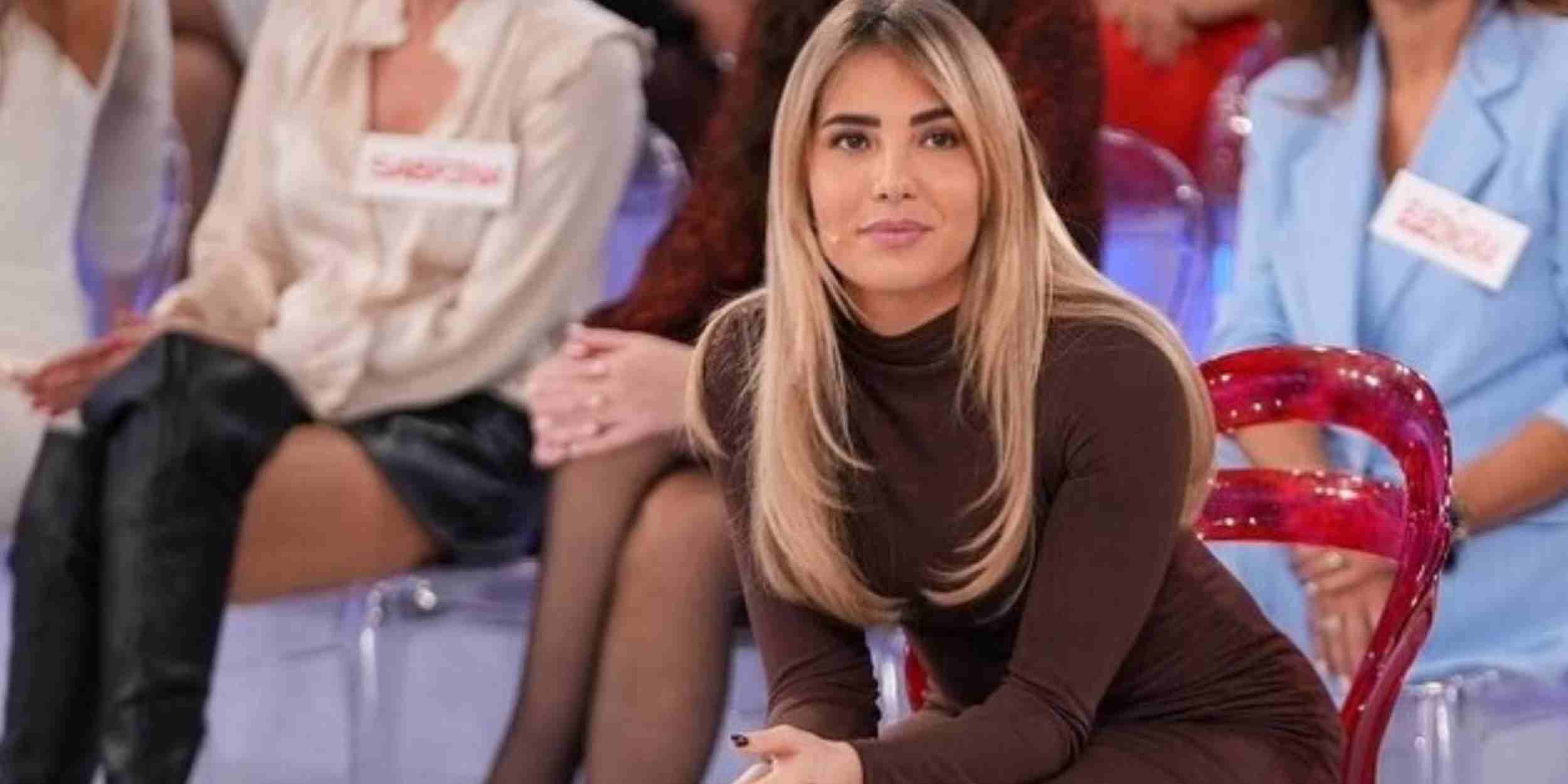 Uomini e Donne registrazione 4-12-2024: brutte notizie per Martina