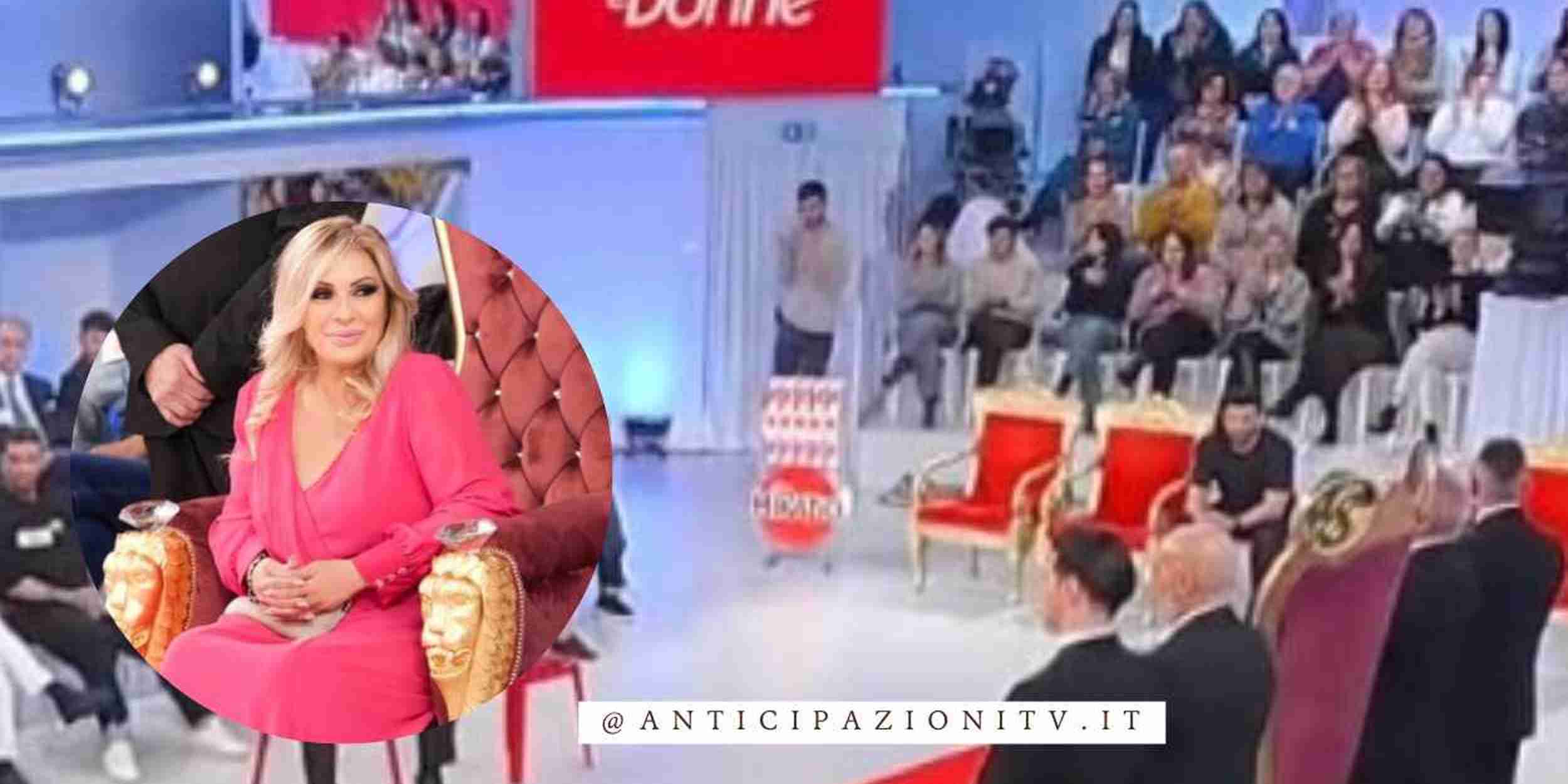 Uomini e Donne registrazione 19 Febbraio, caos nel trono di Tina: segnalazione e abbandono