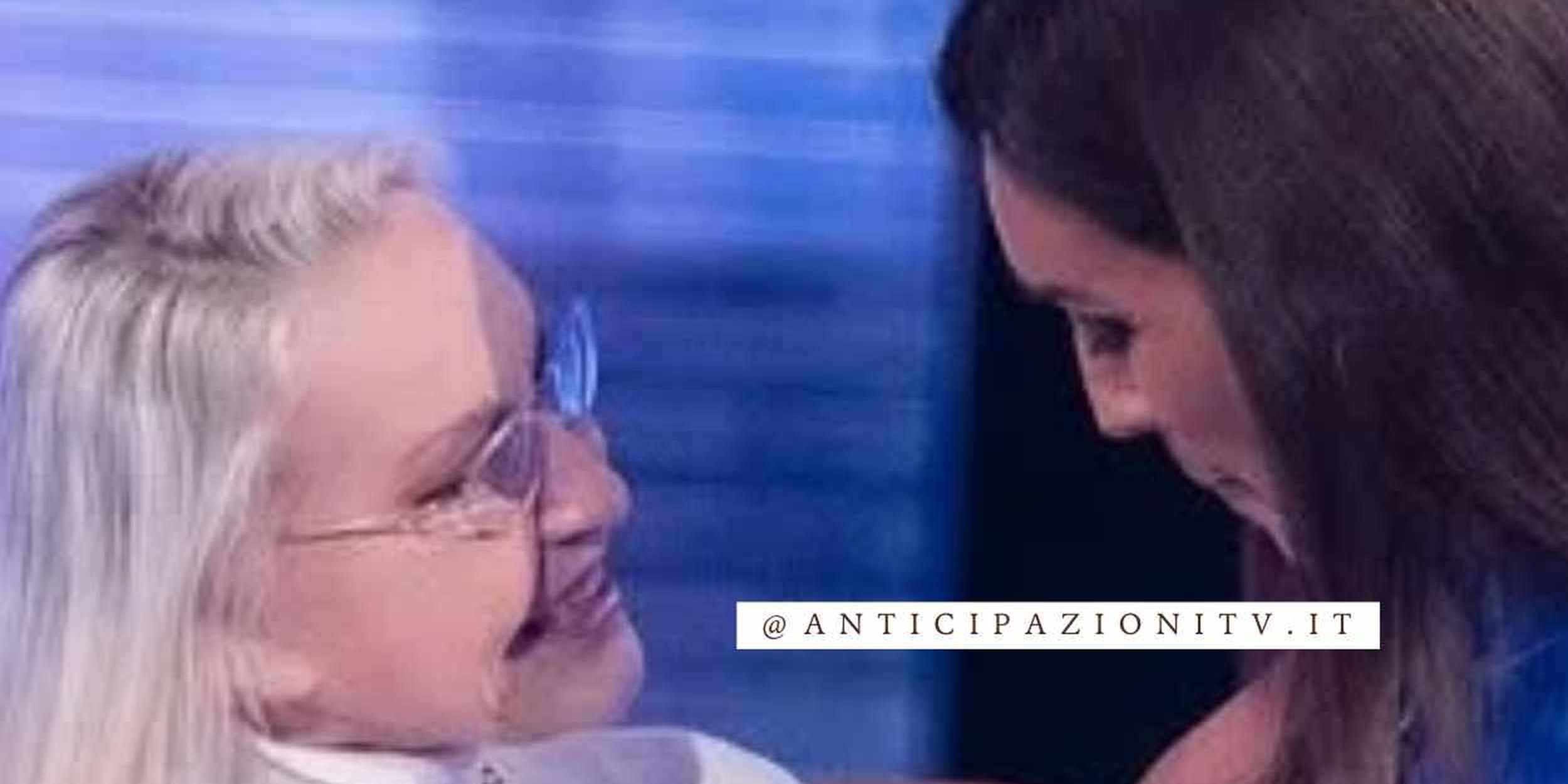 Silvia Toffanin ricorda Eleonora Giorgi: lacrime e commozione