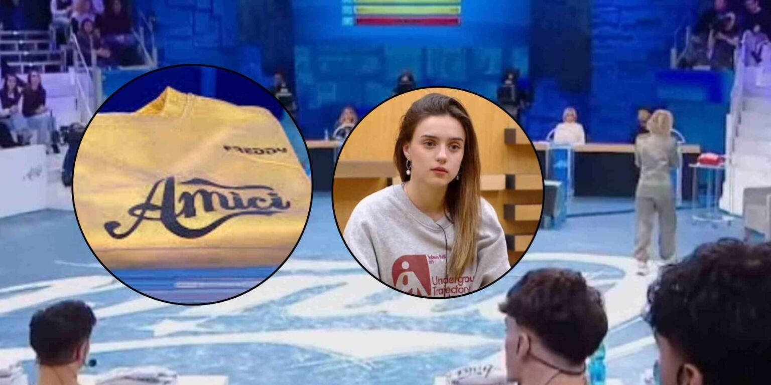 Studio di Amici 25 con Flavia al centro dell’attenzione in vista della registrazione 8 gennaio 2026, tra maglia sospesa e corsa alle maglie d’oro.