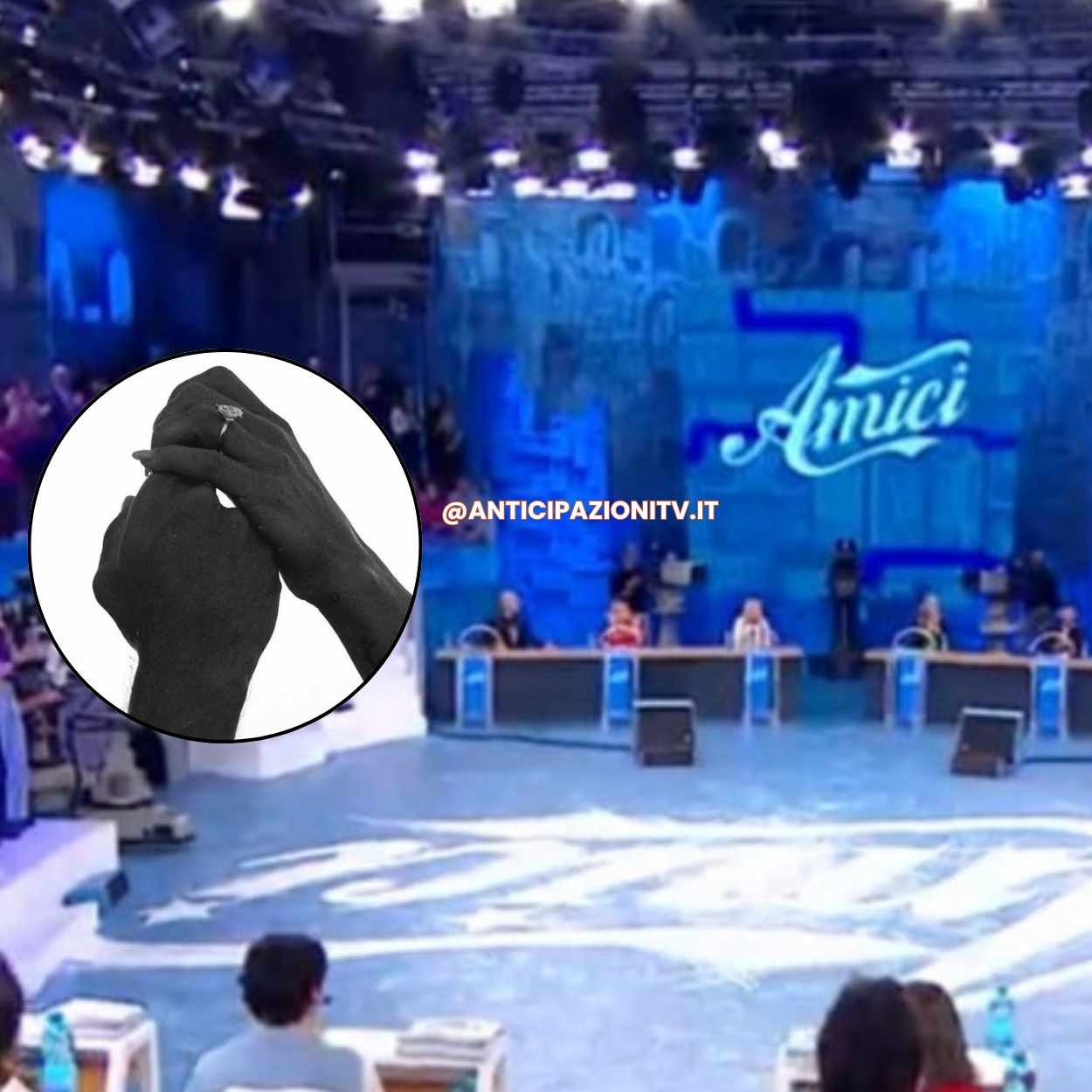 Cristian Lo Presti in ginocchio mentre propone alla fidanzata Yousra Mohsen: la foto della proposta