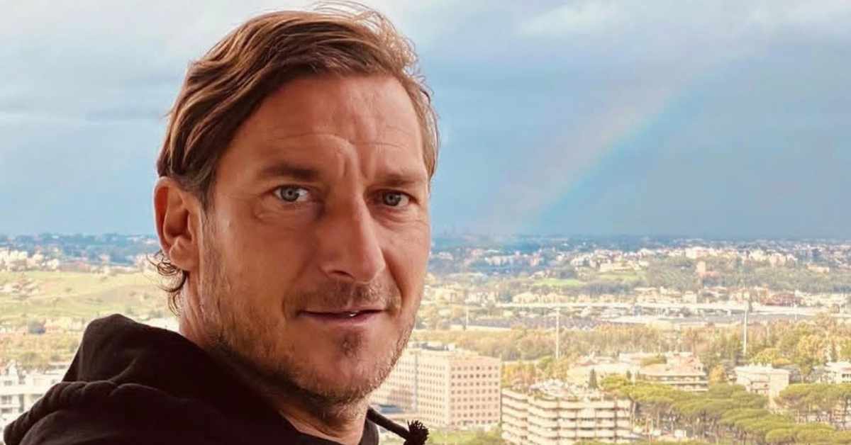 Francesco Totti sotto inchiesta per evasione fiscale, la Guardia di Finanza indaga.