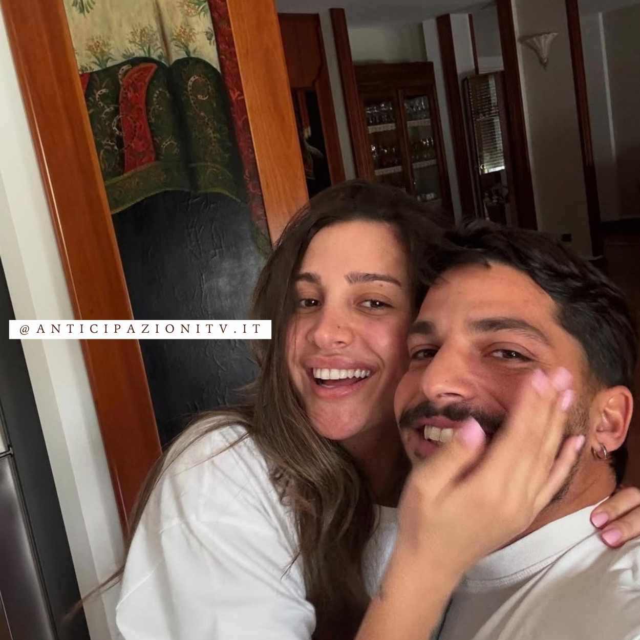 Gianmarco Steri in vacanza a Marbella senza Cristina Ferrara, voci di crisi