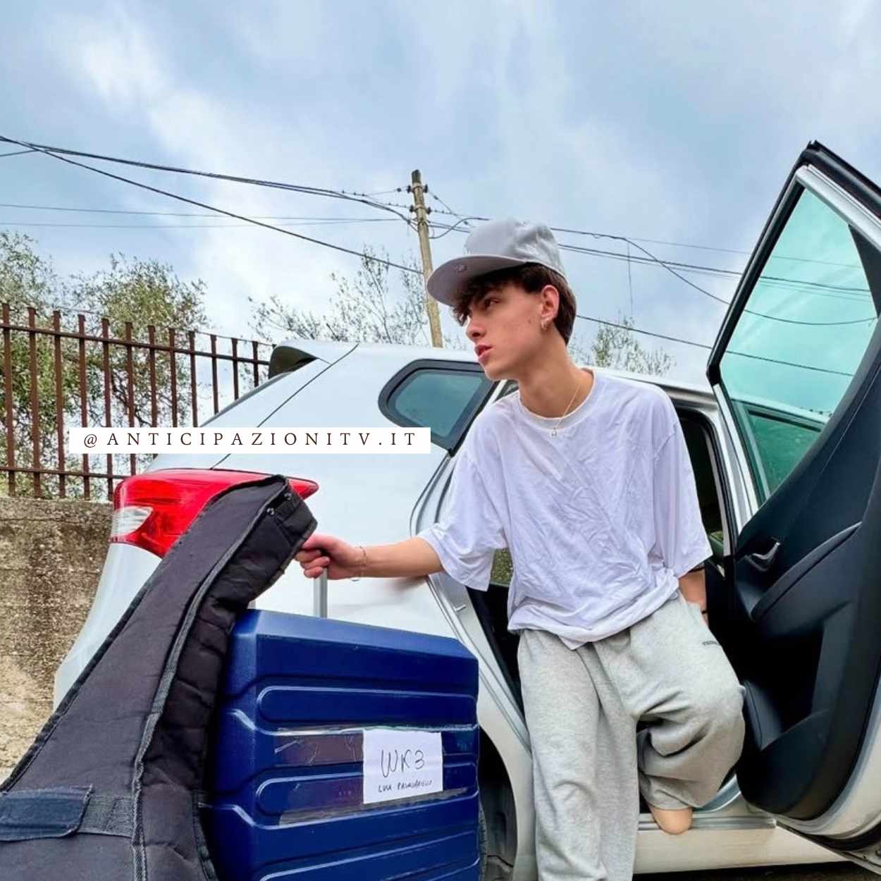 Luk3 eliminato da Amici 24, torna a casa e racconta il suo percorso su Instagram