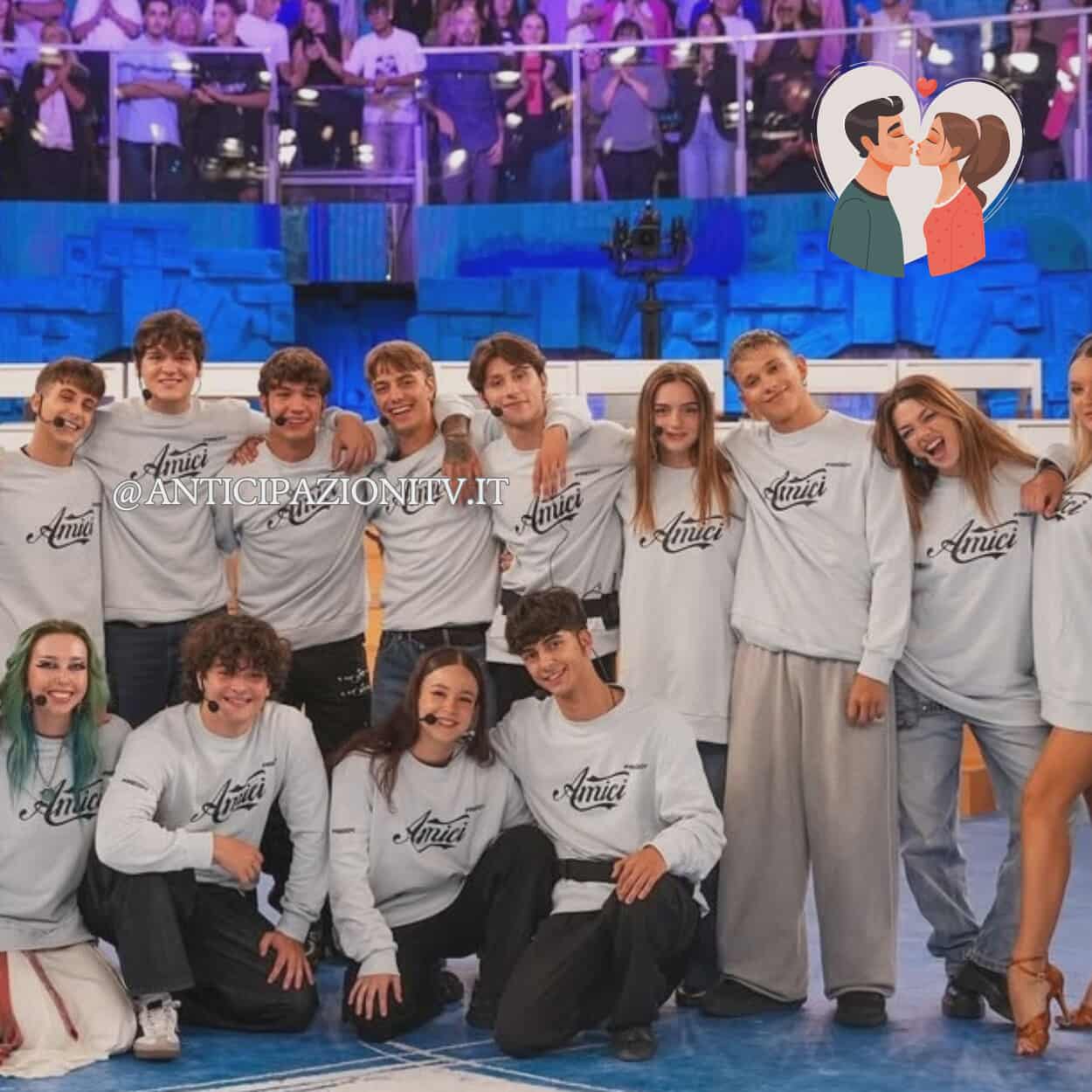 Riccardo e Maria Rosaria Amici 25 amore coppia sguardi video virale