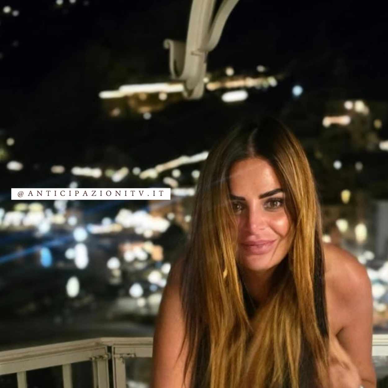 Roberta Di Padua riceve commento shock e replica via Instagram stories