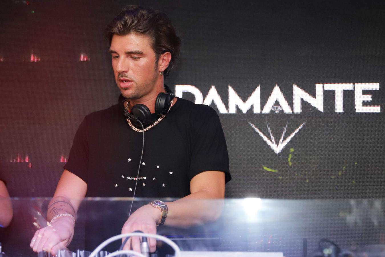 News Uomini e Donne, brutta sorpresa per Andrea Damante: l'ex tronista non la prende bene