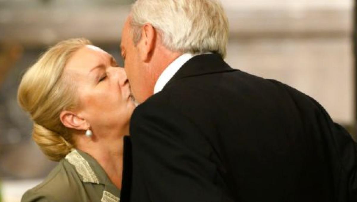 Anticipazioni Una Vita, puntate spagnole: Armando vuole corteggiare Susana ufficialmente