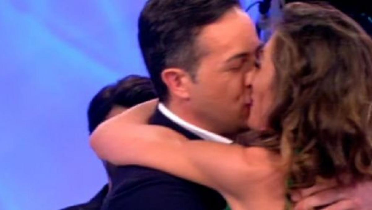 Uomini e Donne anticipazioni, Riccardo e Ida confessano di aver trascorso la notte insieme: i dettagli