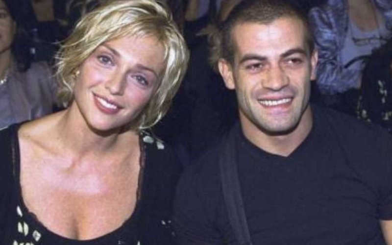 Gossip Uomini e Donne, Paola Barale al vetriolo su Gianni Sperti: "Guadagna senza fare un c..."