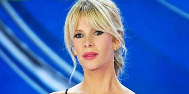 Alessia Marcuzzi dopo il divorzio da Mediaset condurrà Sanremo 2022?