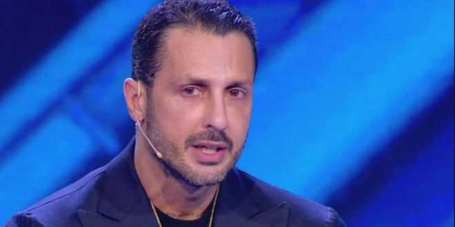 Uomini e Donne news: Fabrizio Corona si scaglia contro Giulia De Lellis e Andrea Damante