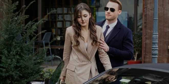 Hande Ercel e Kerem Bursin hanno avuto una lite in macchina? Il rumor