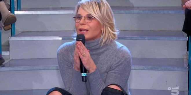 Uomini e Donne, rivoluzione per i due Troni, Over e Classico: i rumors inaspettati.