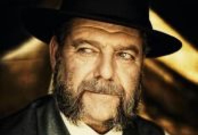 Anticipazioni Il Segreto, puntate spagnole: nuovo amore per Mauricio