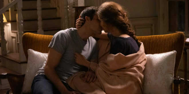 Un altro domani anticipazioni 18 agosto 2022, Julia torna tra le braccia di Sergio