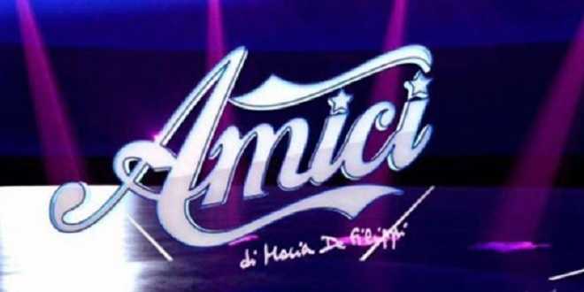 Amici 2020: Maria De Filippi presenta la nuova professoressa di ballo